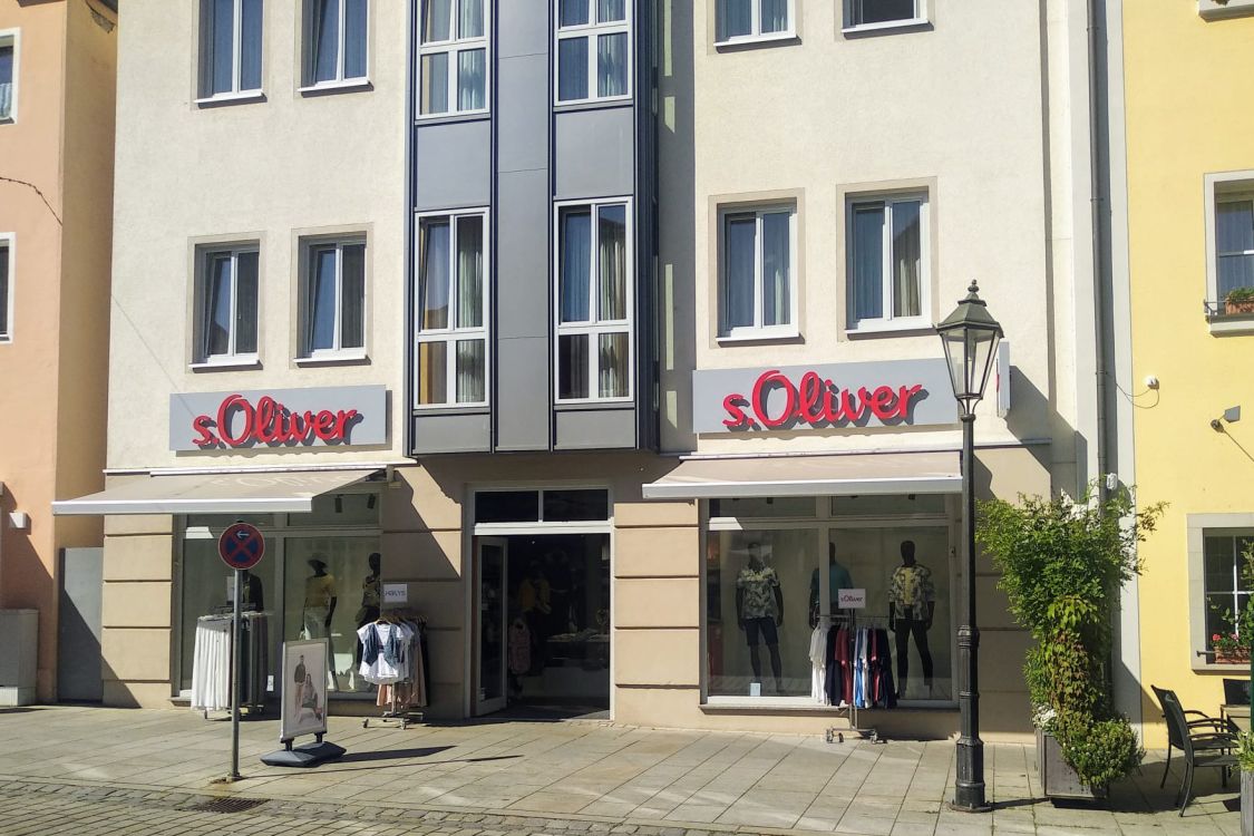 s.Oliver Store title image
