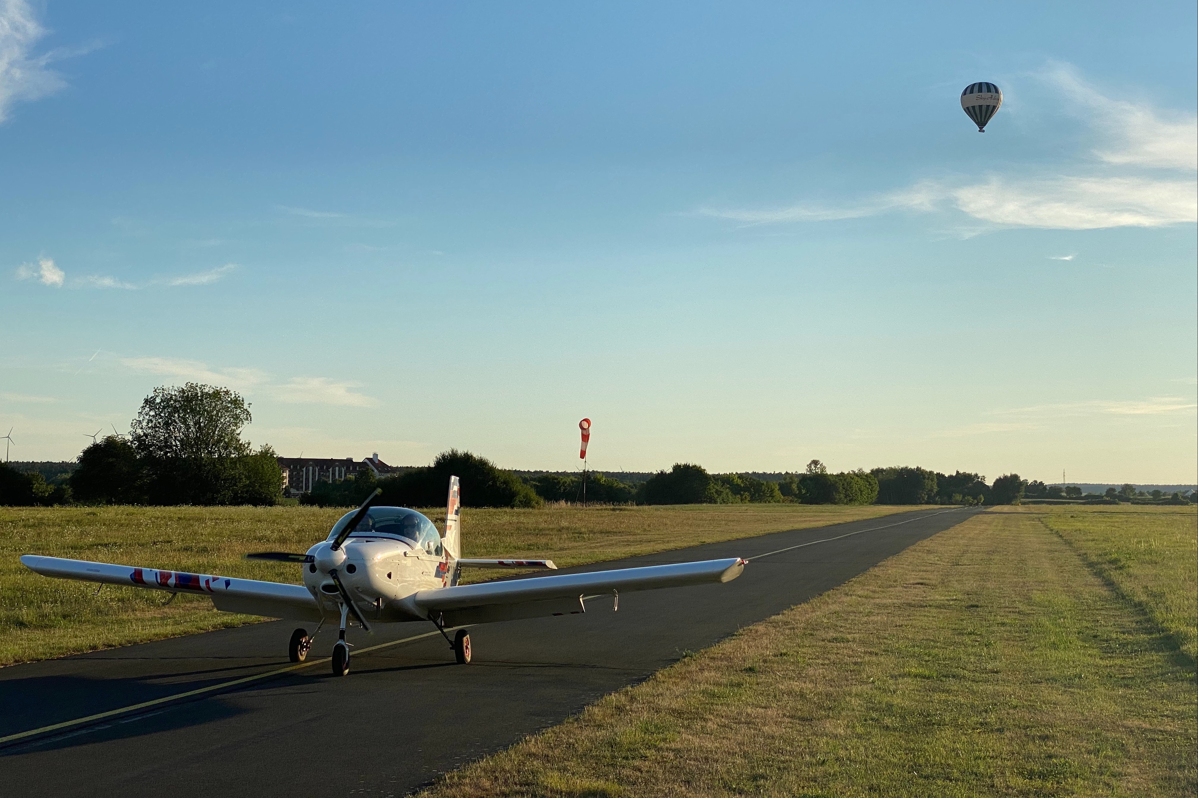 Startbahn-dba Luftfahrtgesellschaft mbH