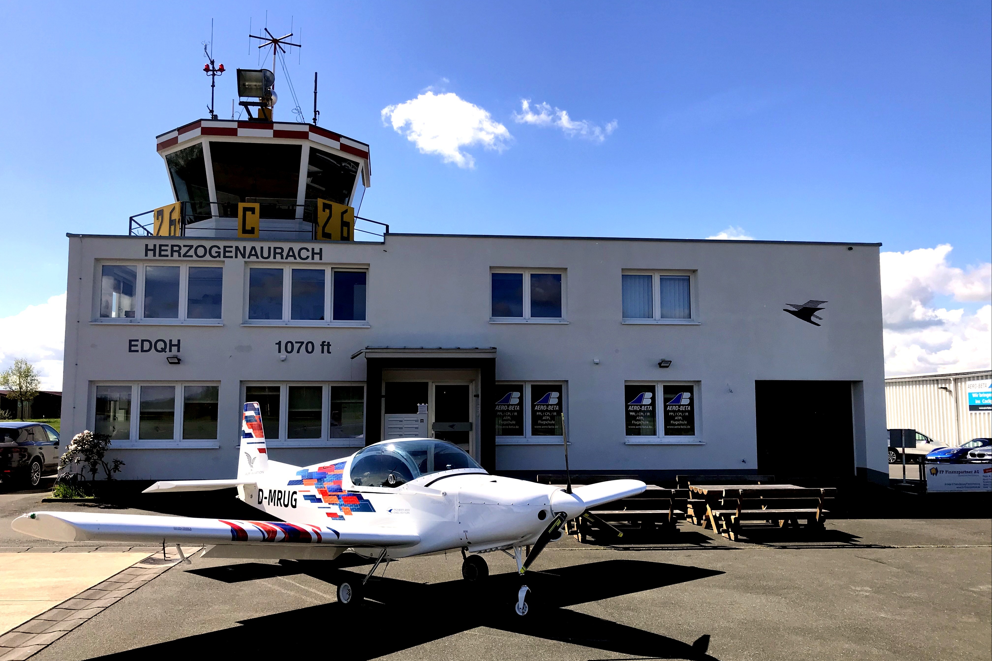 Startbahn-dba Luftfahrtgesellschaft mbH