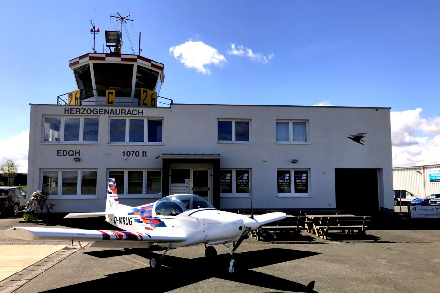 Startbahn-dba Luftfahrtgesellschaft mbH