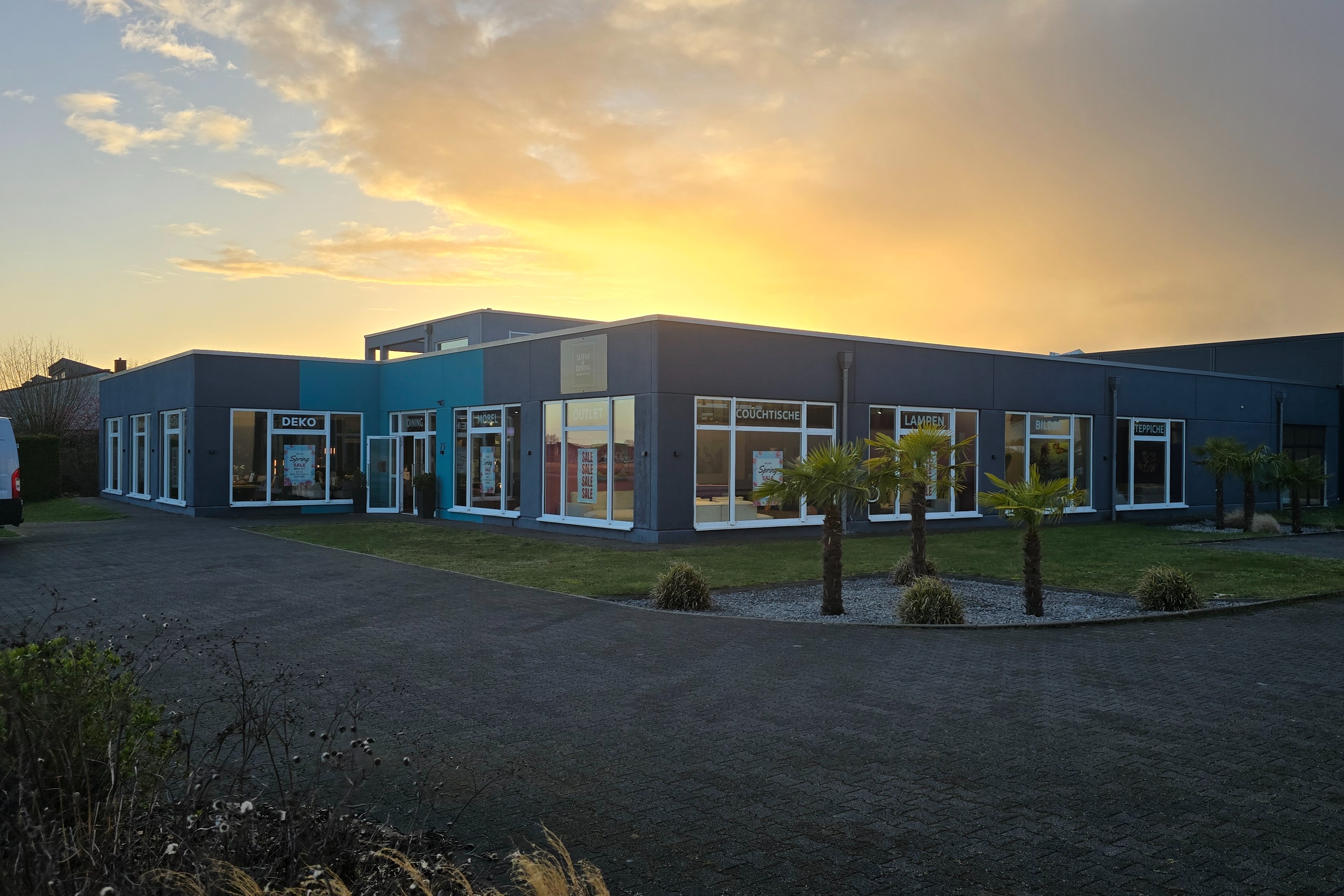 Sofas & Dining - Bongers & Voß