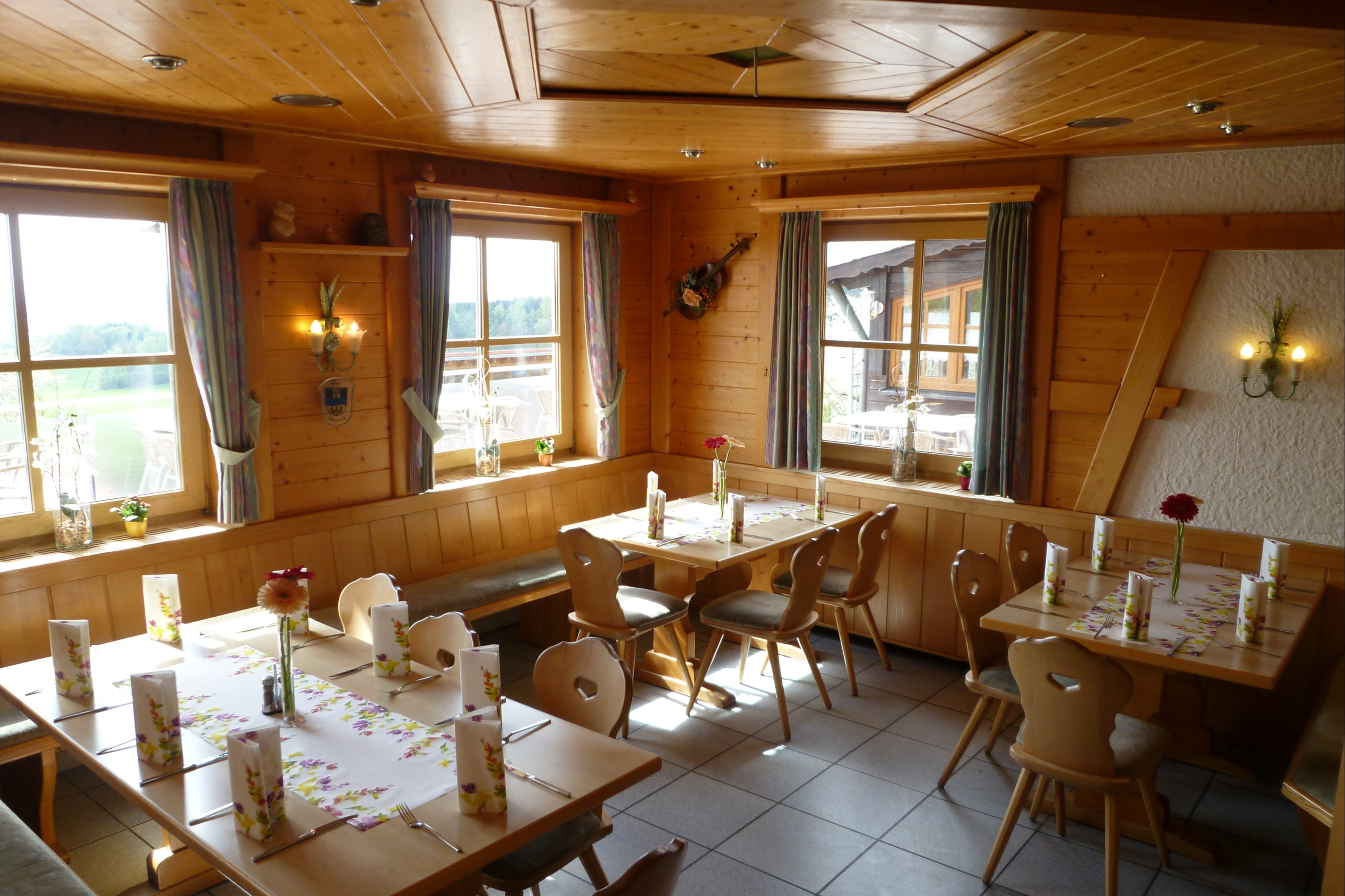 Ausflugs- und Speise-Restaurant & Hochzeitslokal Petersklause