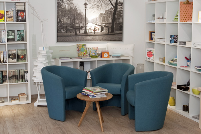 Bücher, Medien & mehr