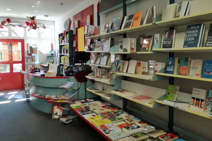 Bücher, Medien & mehr