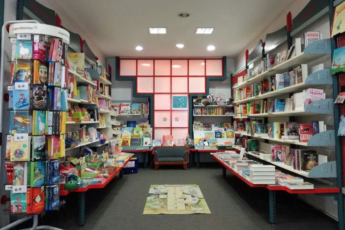 Bücher, Medien & mehr