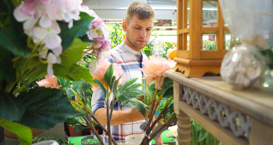hagebau bolay / hagebaumarkt mit Gartencenter