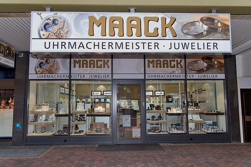 Juwelier E. Maack