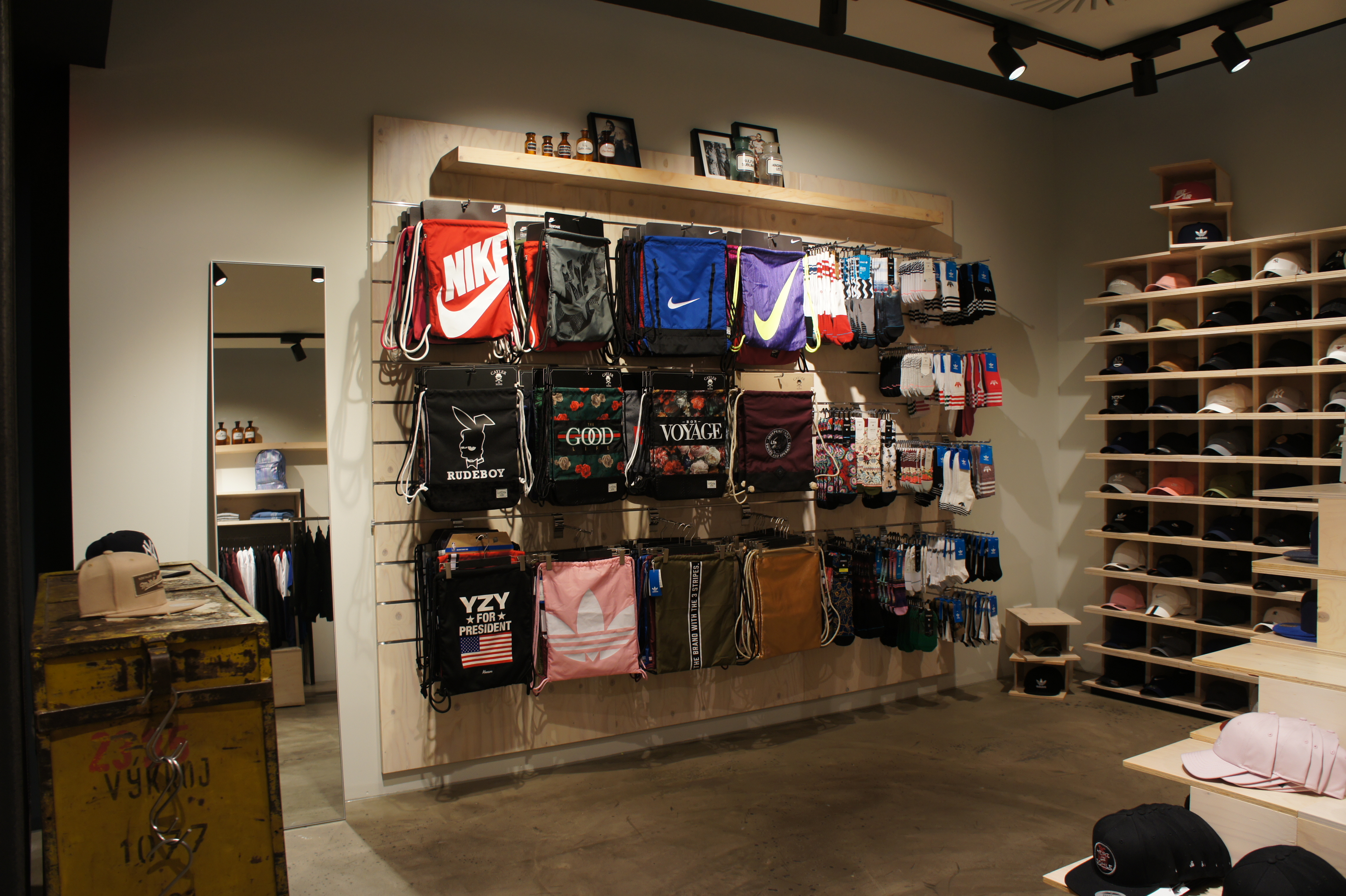 Herz & Sohle - Sneaker im Blut