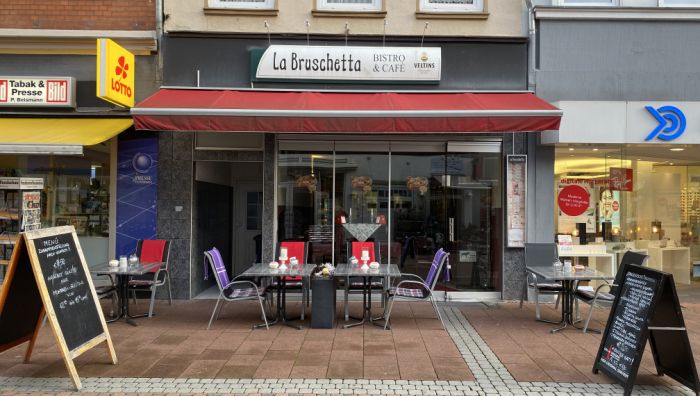 La Bruschetta Bistro &Cafe