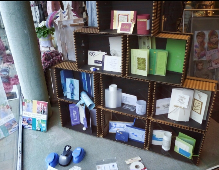 FÜLLGRAF'S WOLL- UND BASTELSTUBE