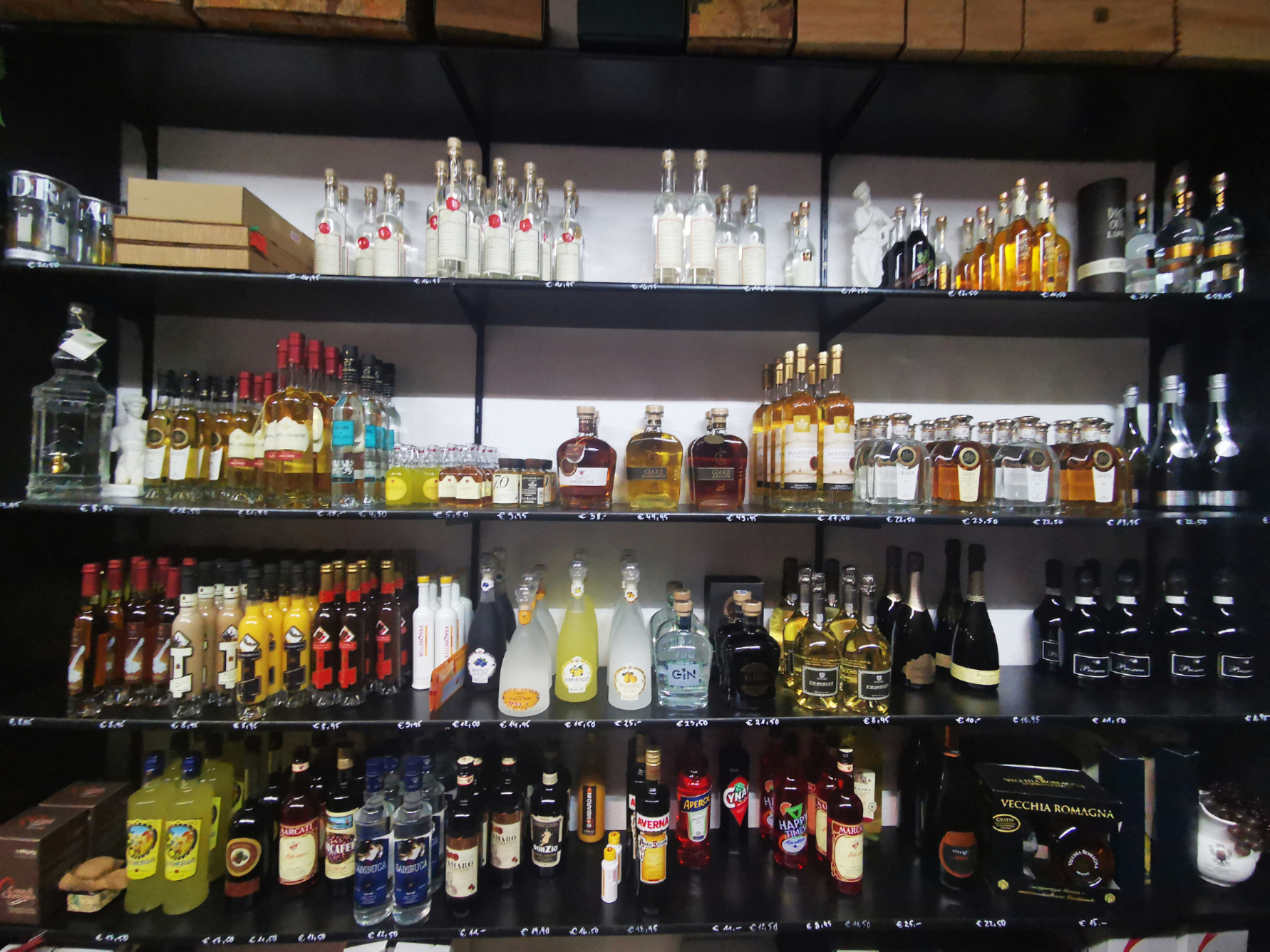 AZZARELLI VINI seit 1994