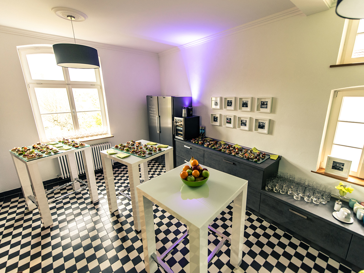 Y-SiTE- Die Social Media Akademie