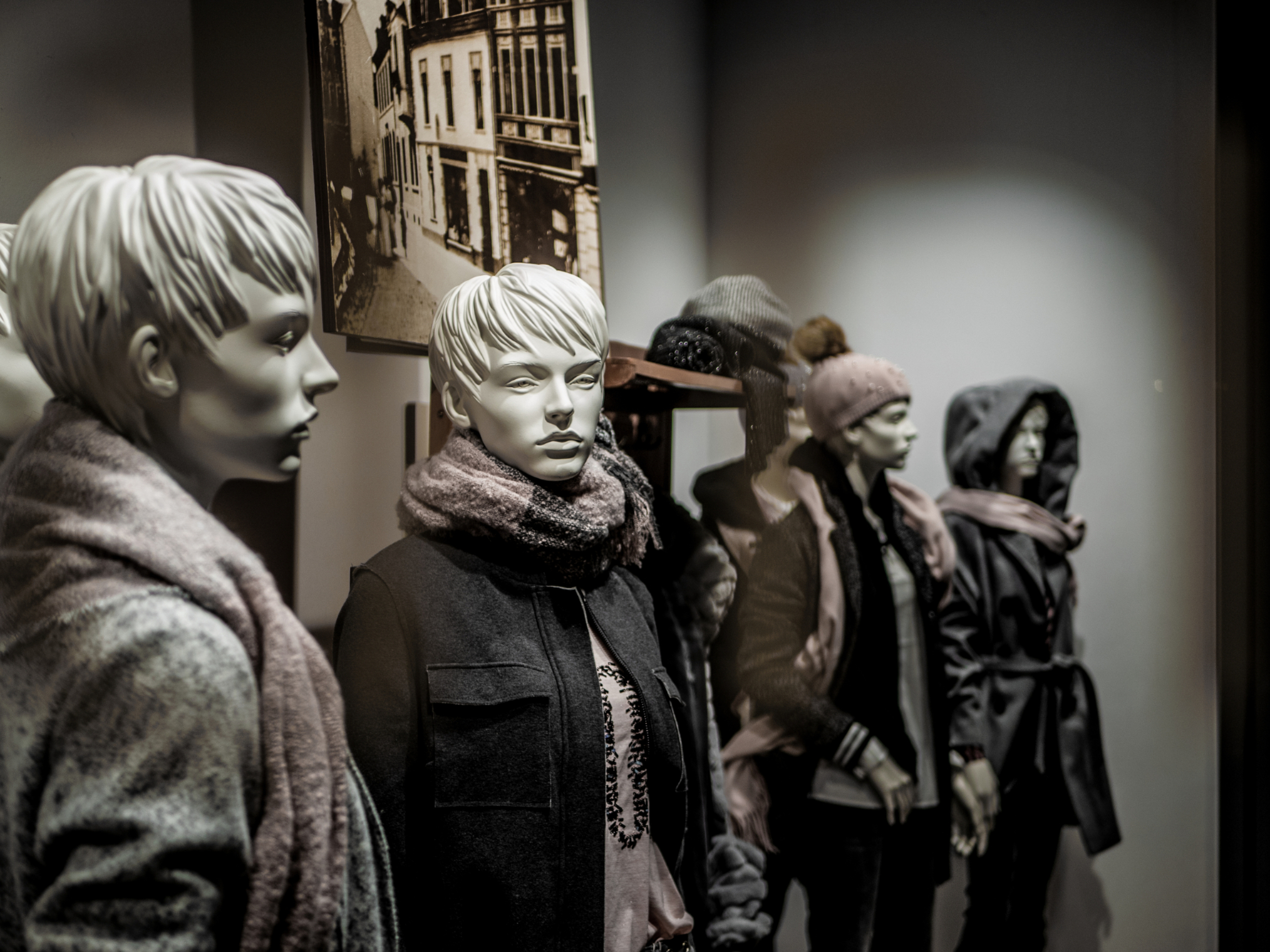 Weiss Women‘s Fashion