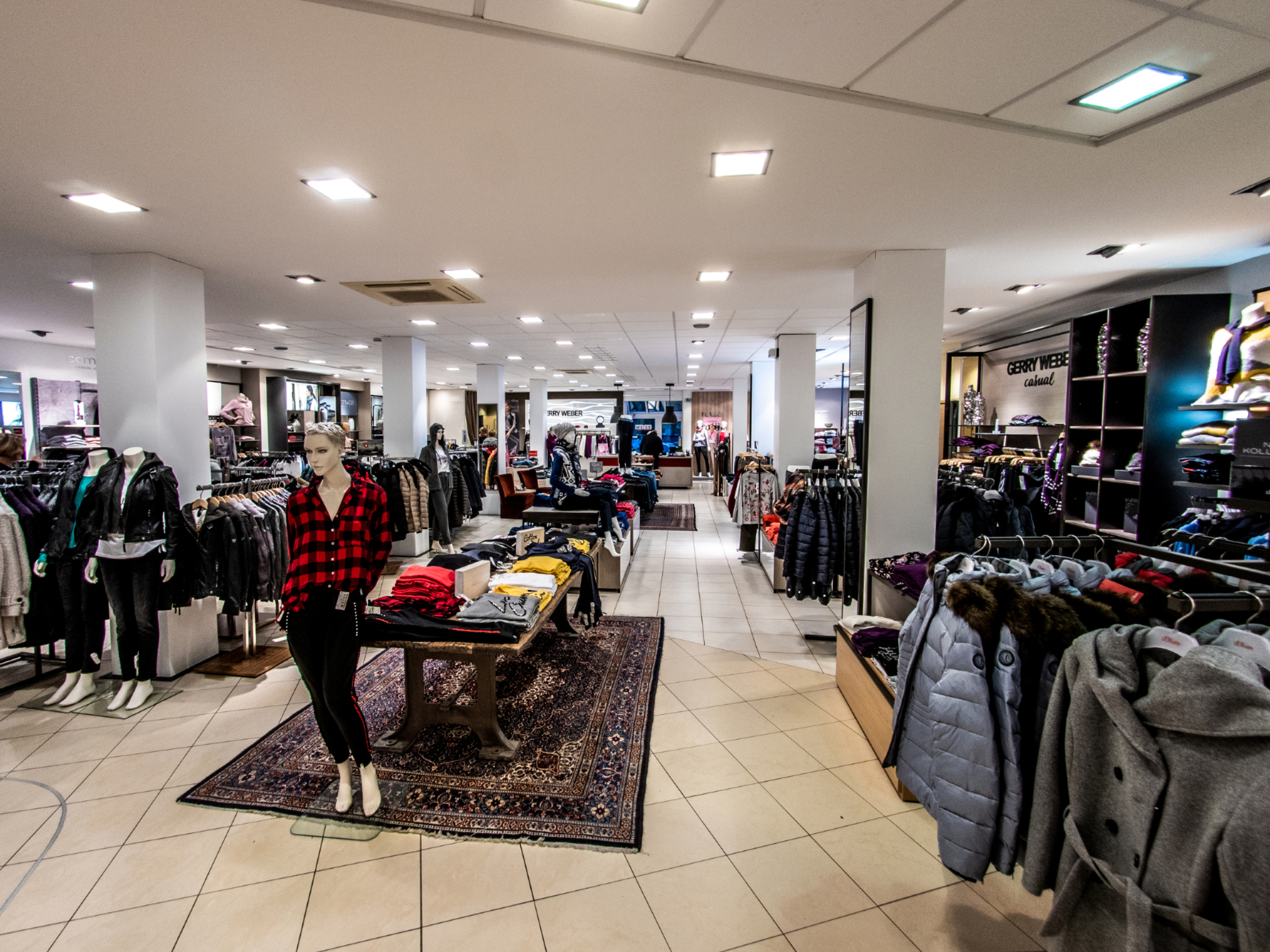 Weiss Women‘s Fashion