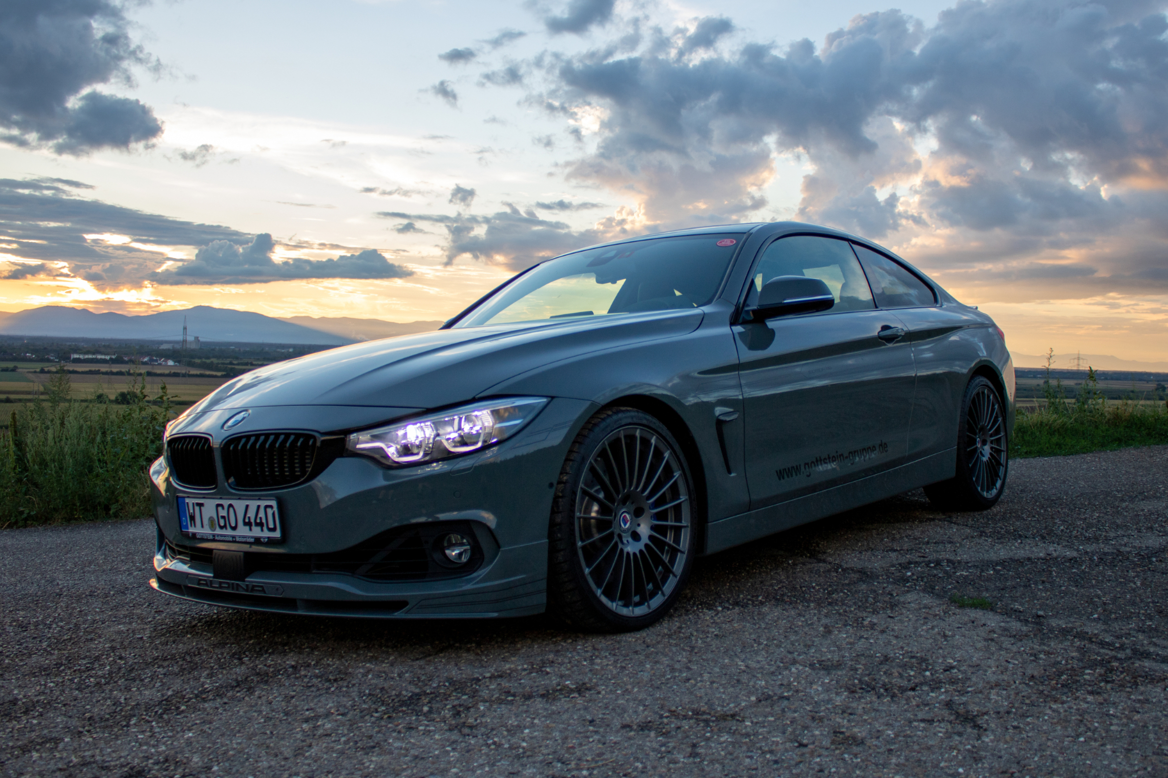 Gottstein Automobile + Motorräder