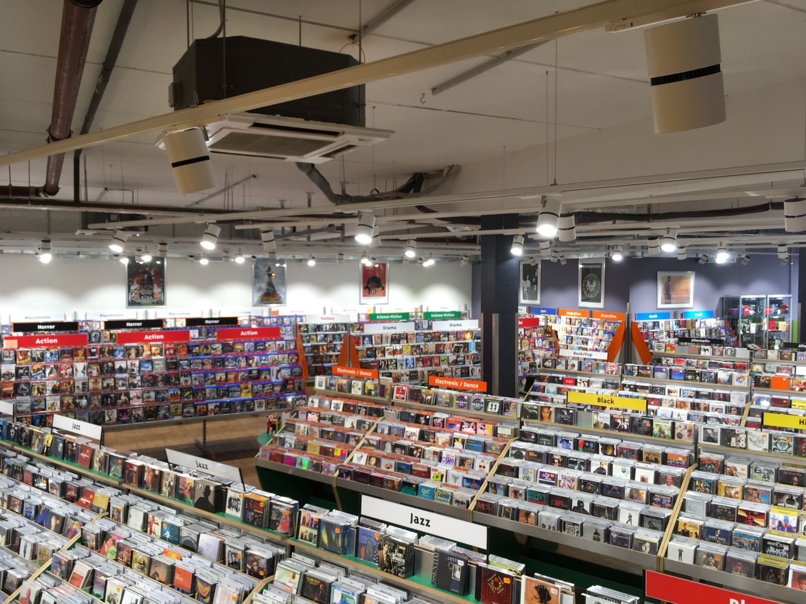 andrä - Musik Filme Games