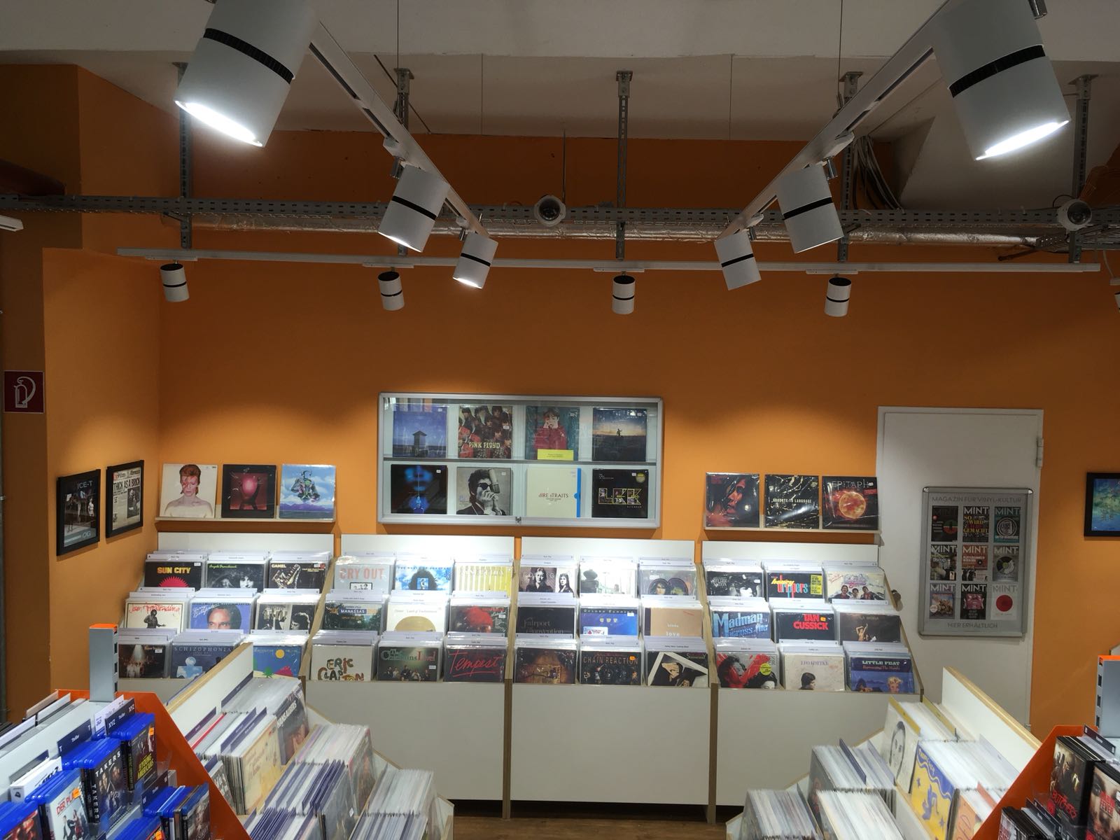 andrä - Musik Filme Games