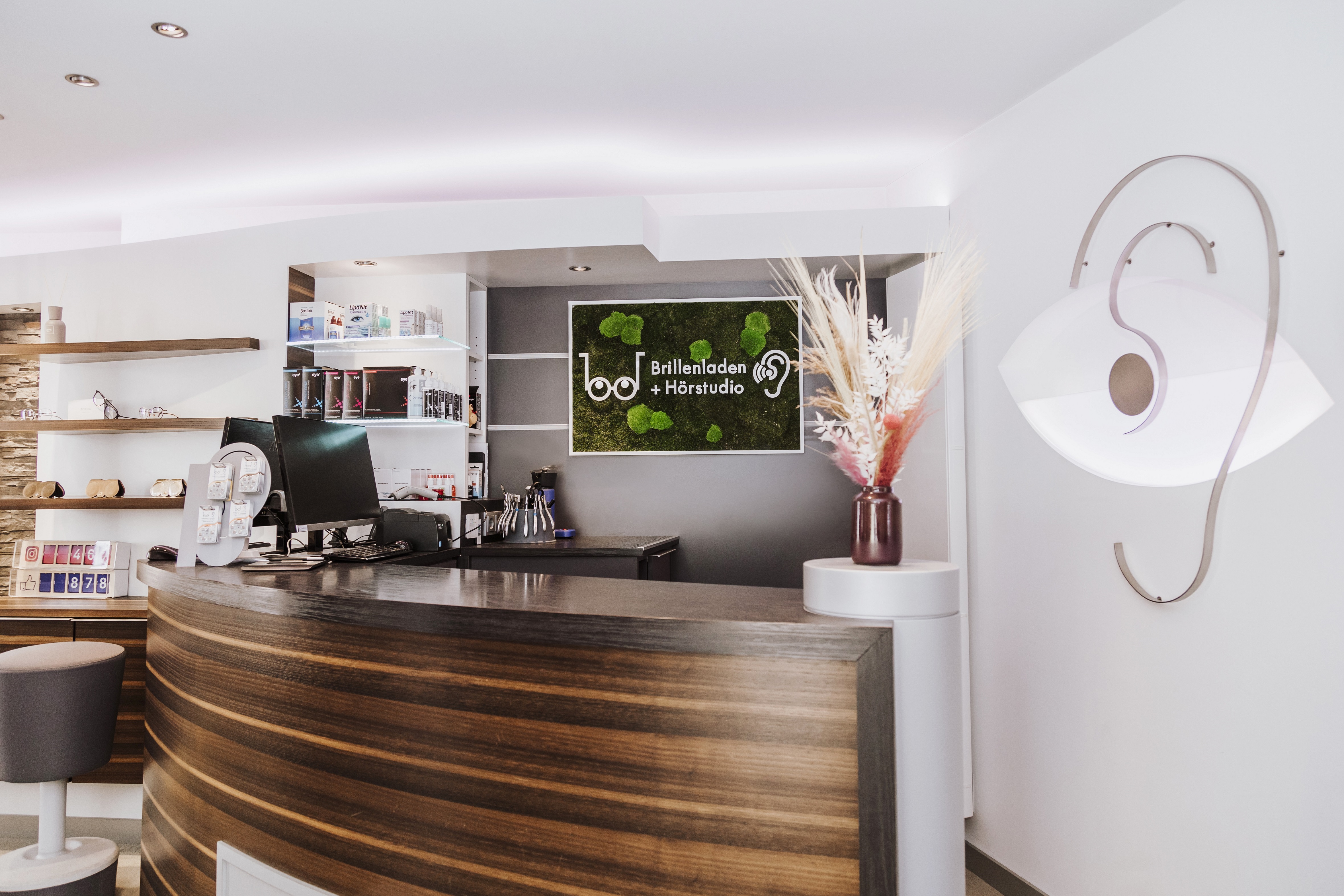 Brillenladen + Hörstudio