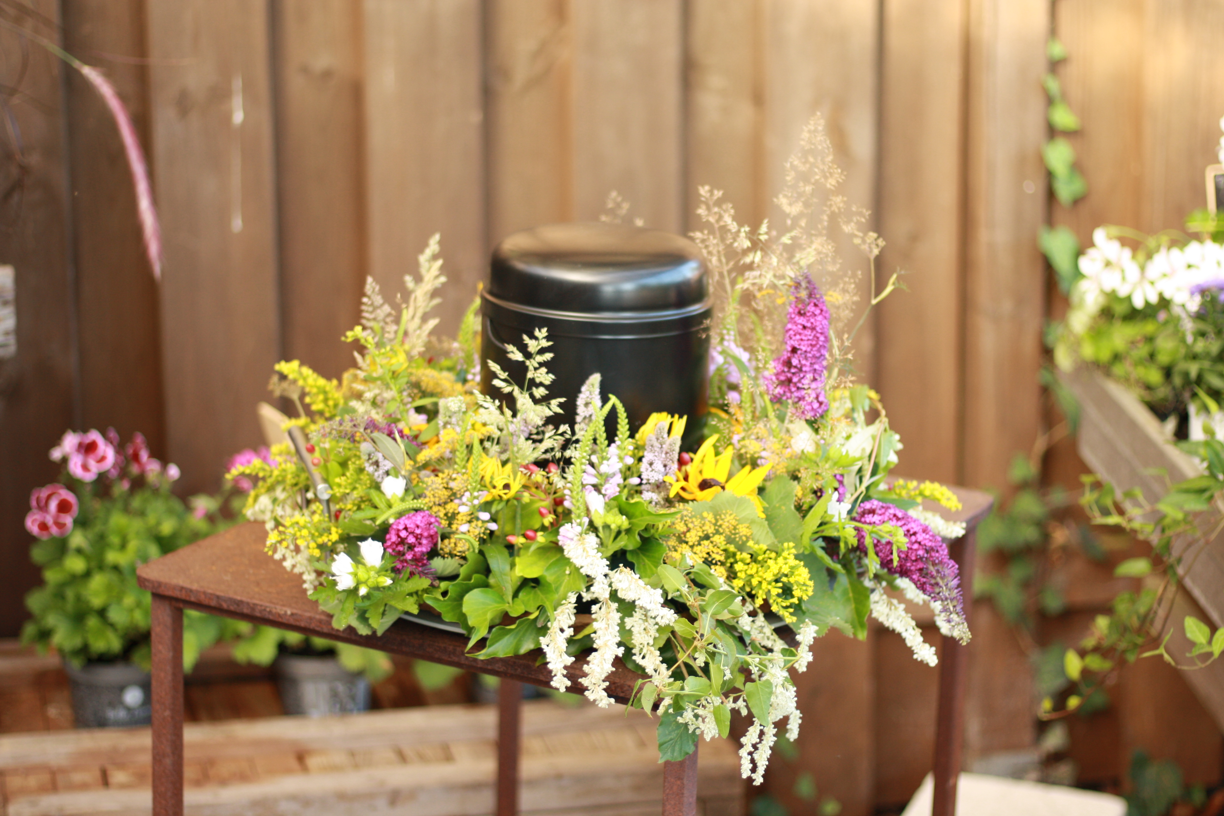 Blumenladen am Friedhof