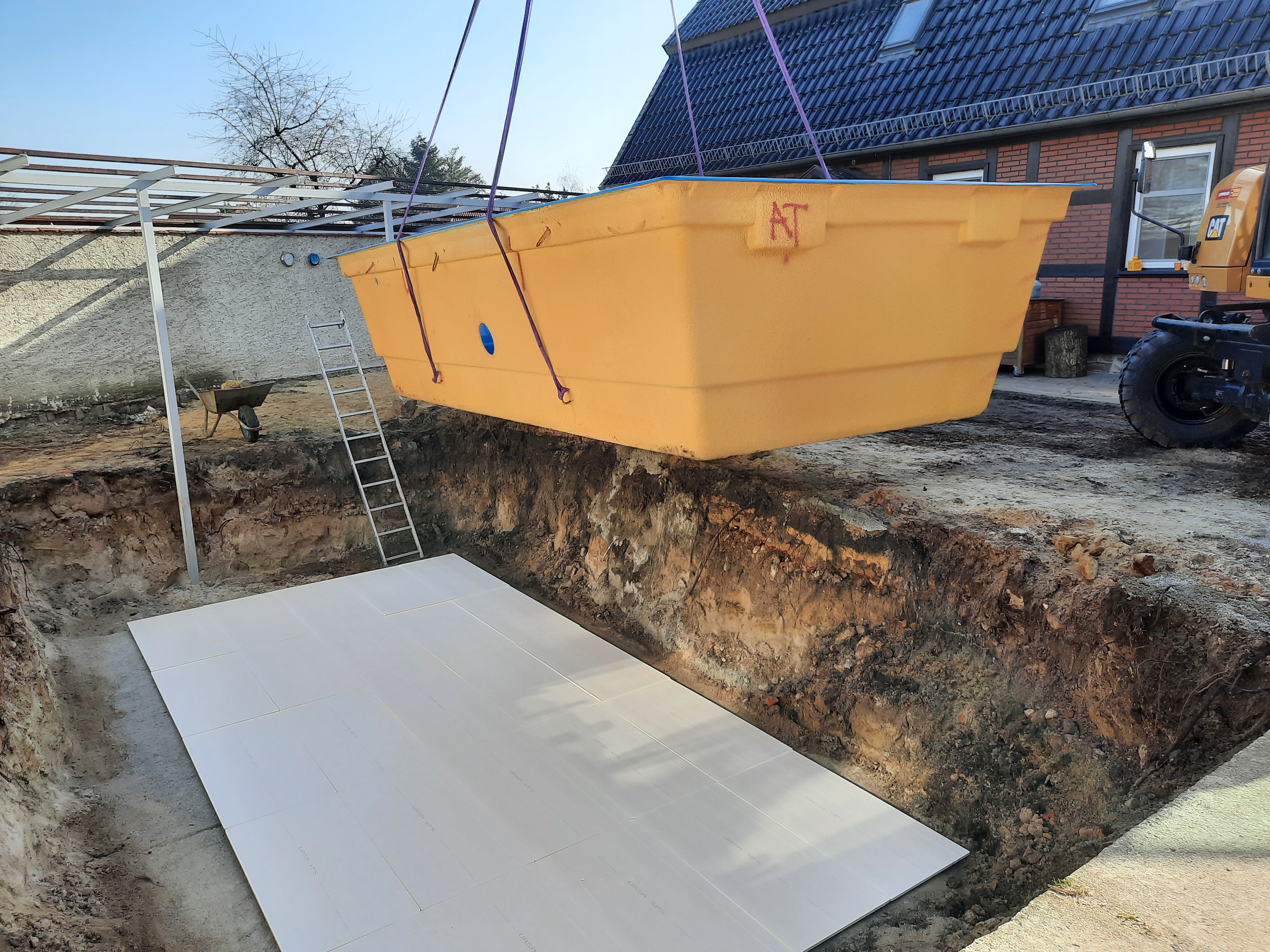 poolinter "Sauna- Freizeit- & Pool-Equipment"