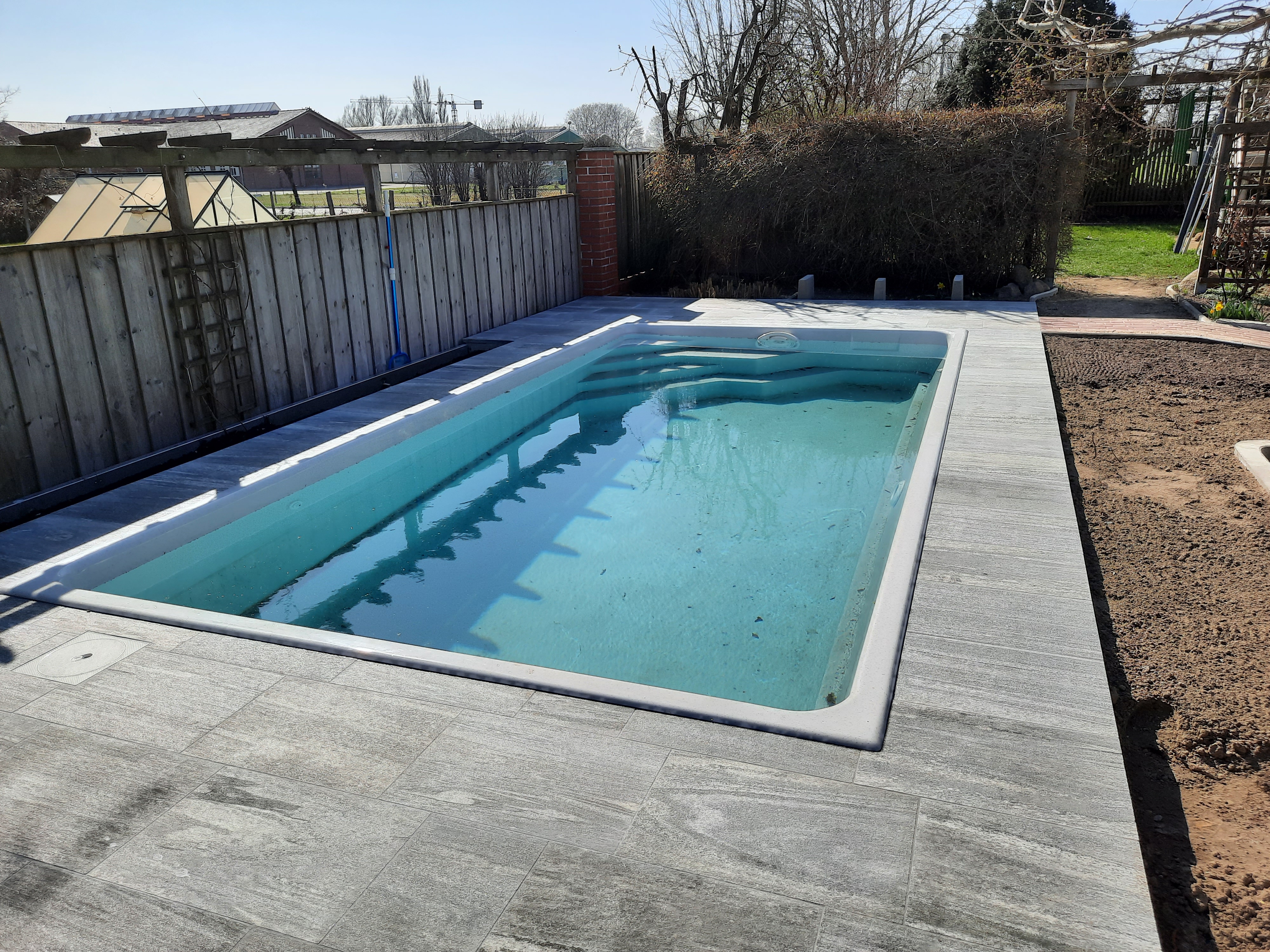 poolinter "Sauna- Freizeit- & Pool-Equipment"