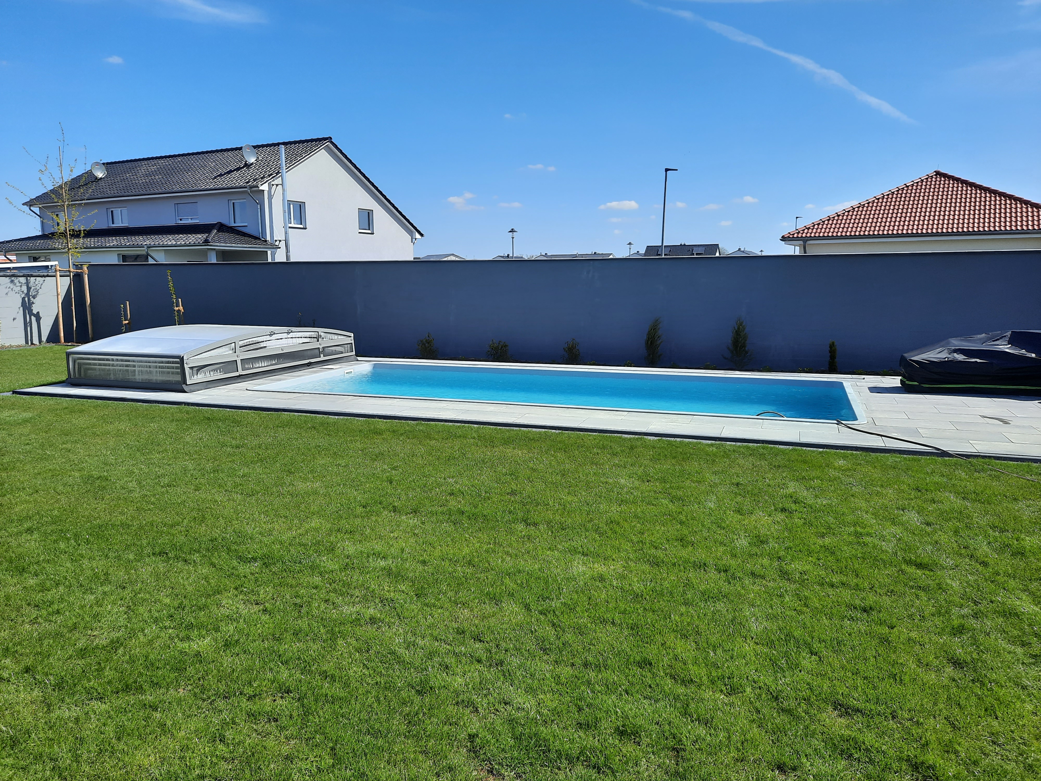 poolinter "Sauna- Freizeit- & Pool-Equipment"