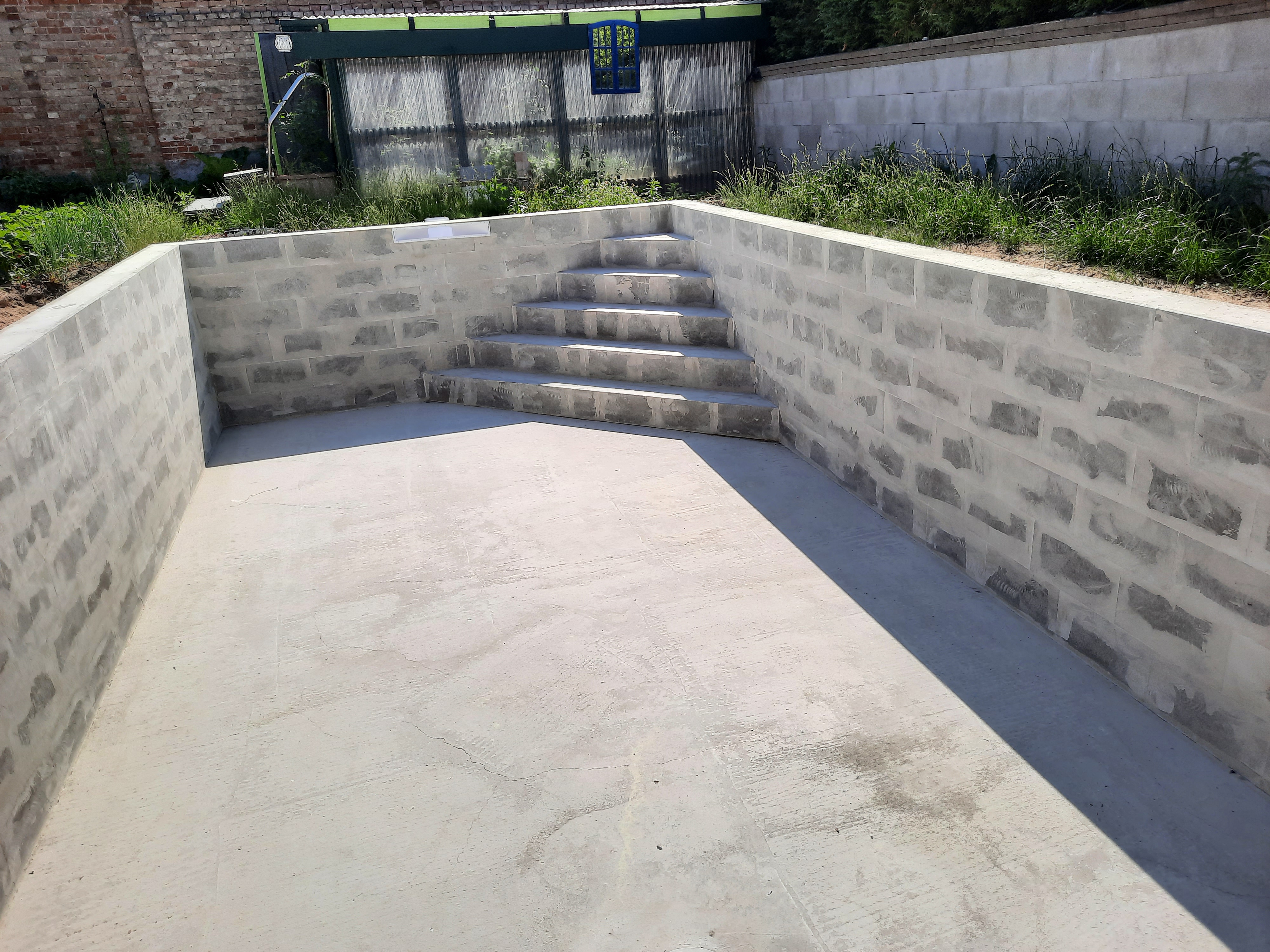 poolinter "Sauna- Freizeit- & Pool-Equipment"