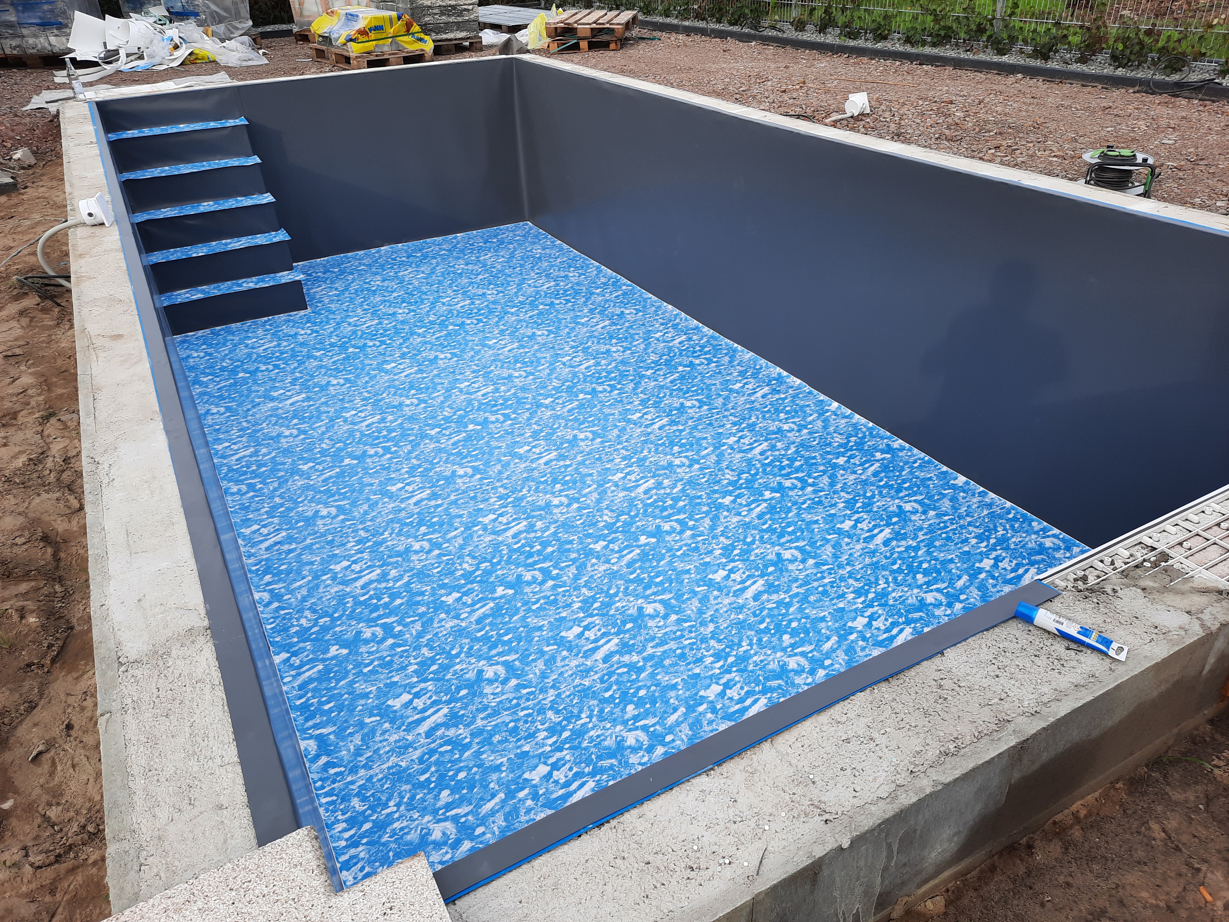 poolinter "Sauna- Freizeit- & Pool-Equipment"