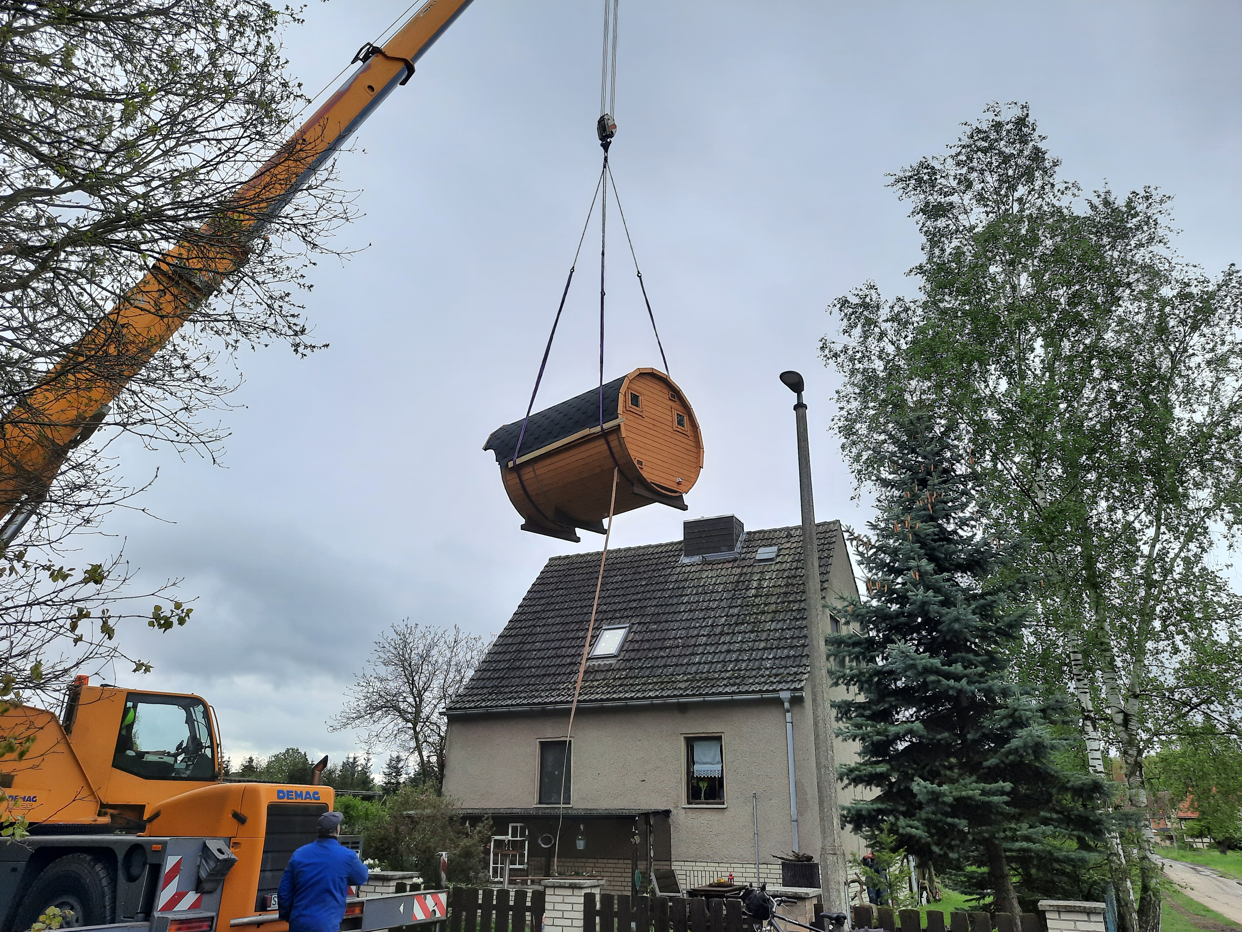 poolinter "Sauna- Freizeit- & Pool-Equipment"