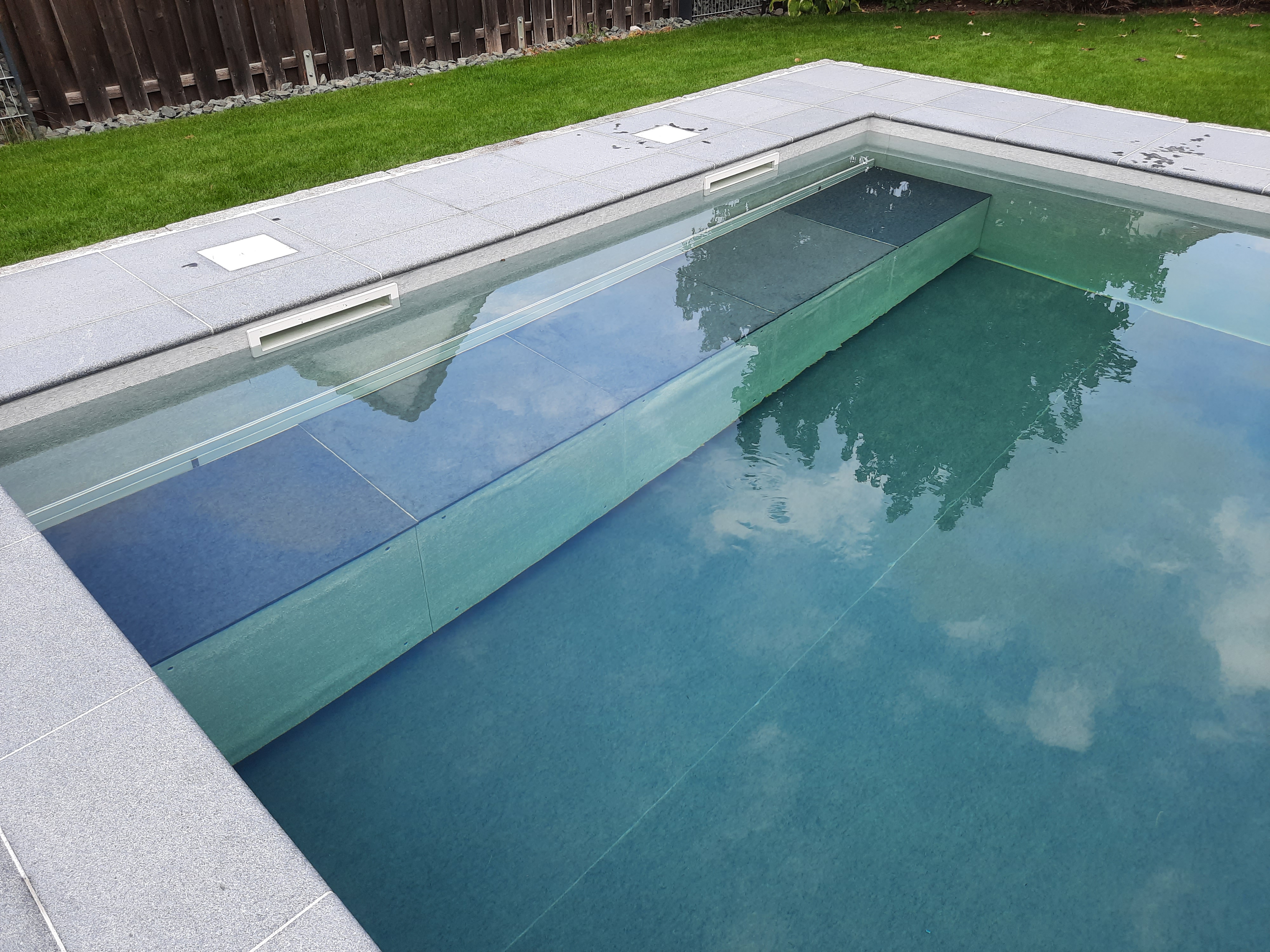 poolinter "Sauna- Freizeit- & Pool-Equipment"