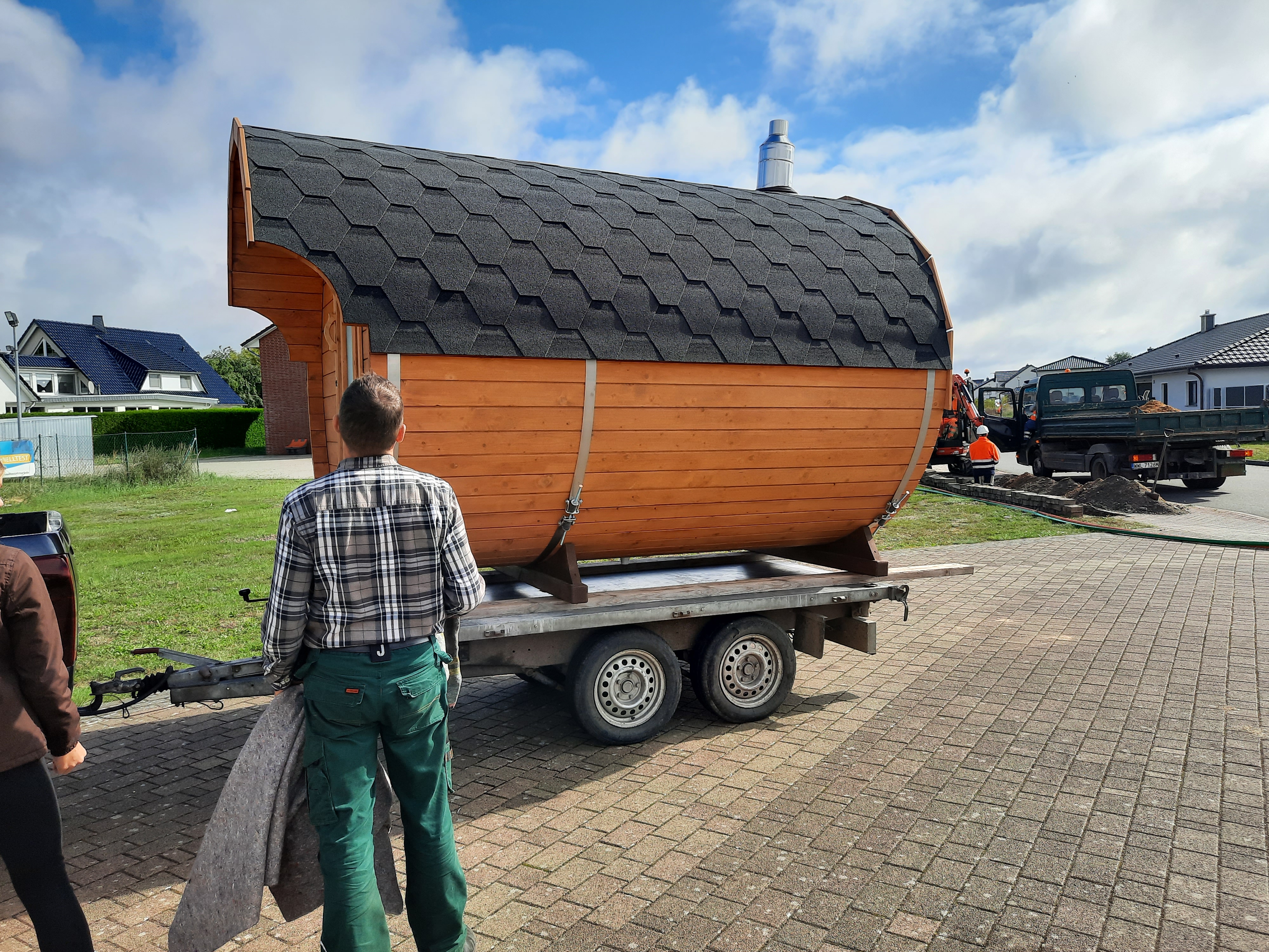 poolinter "Sauna- Freizeit- & Pool-Equipment"