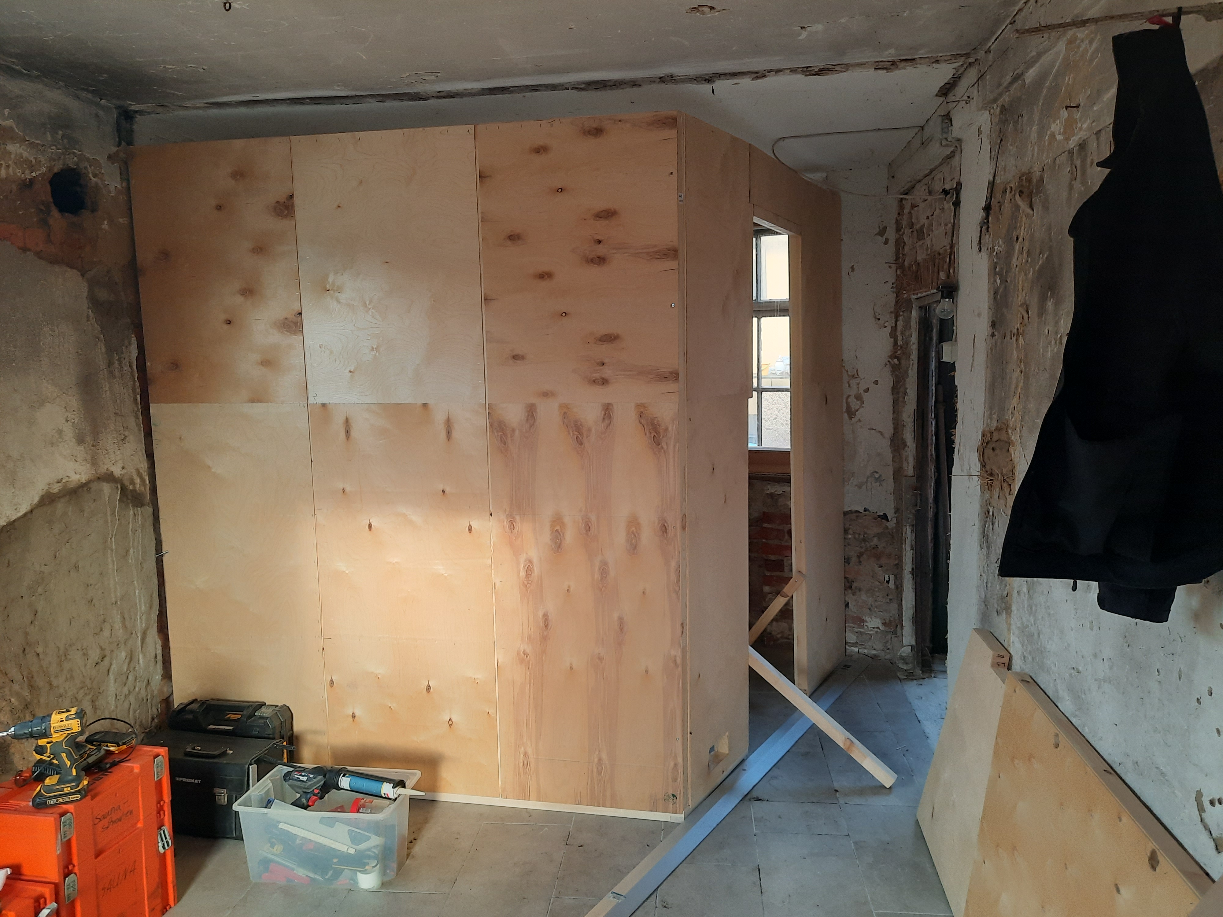 poolinter "Sauna- Freizeit- & Pool-Equipment"