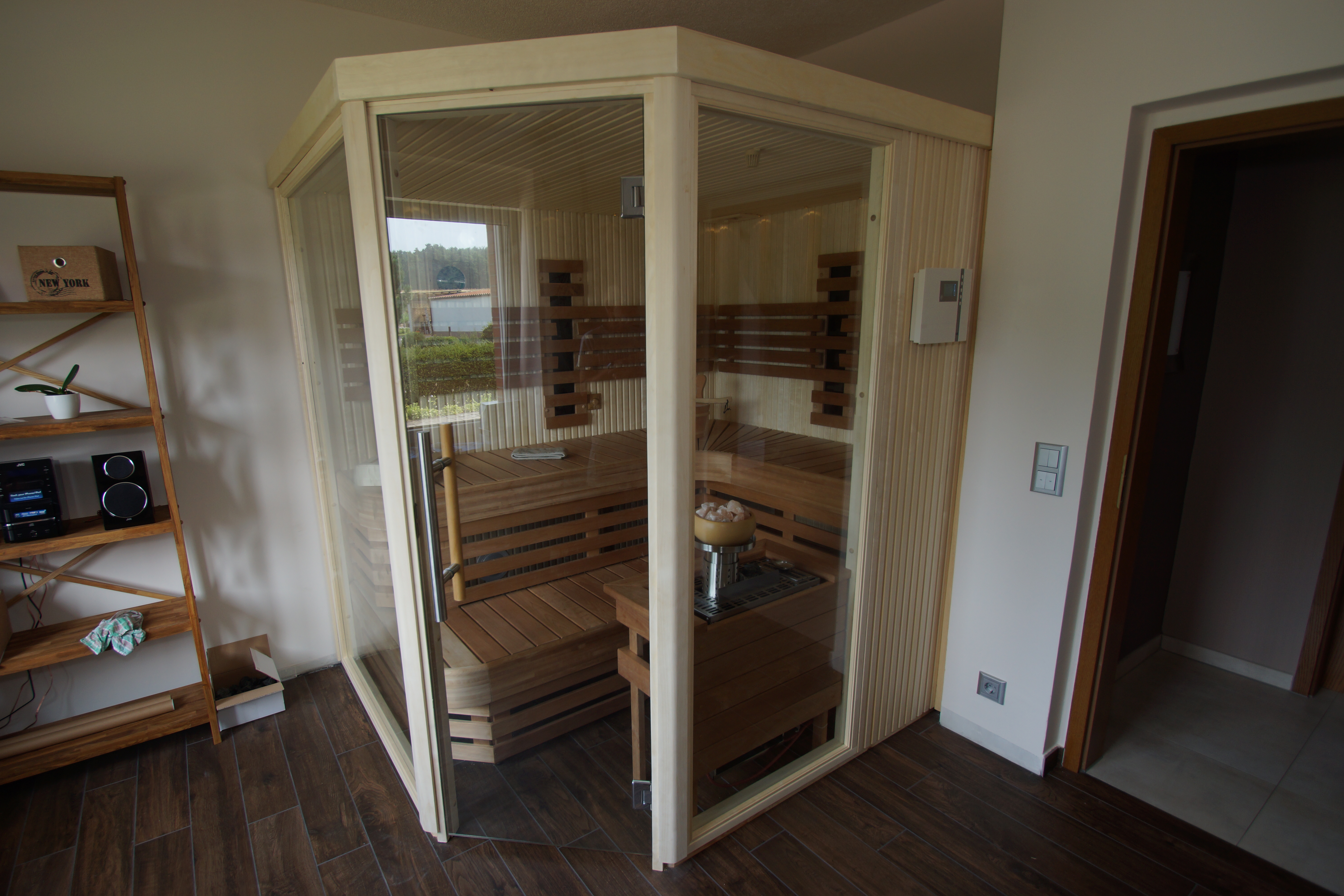 poolinter "Sauna- Freizeit- & Pool-Equipment"