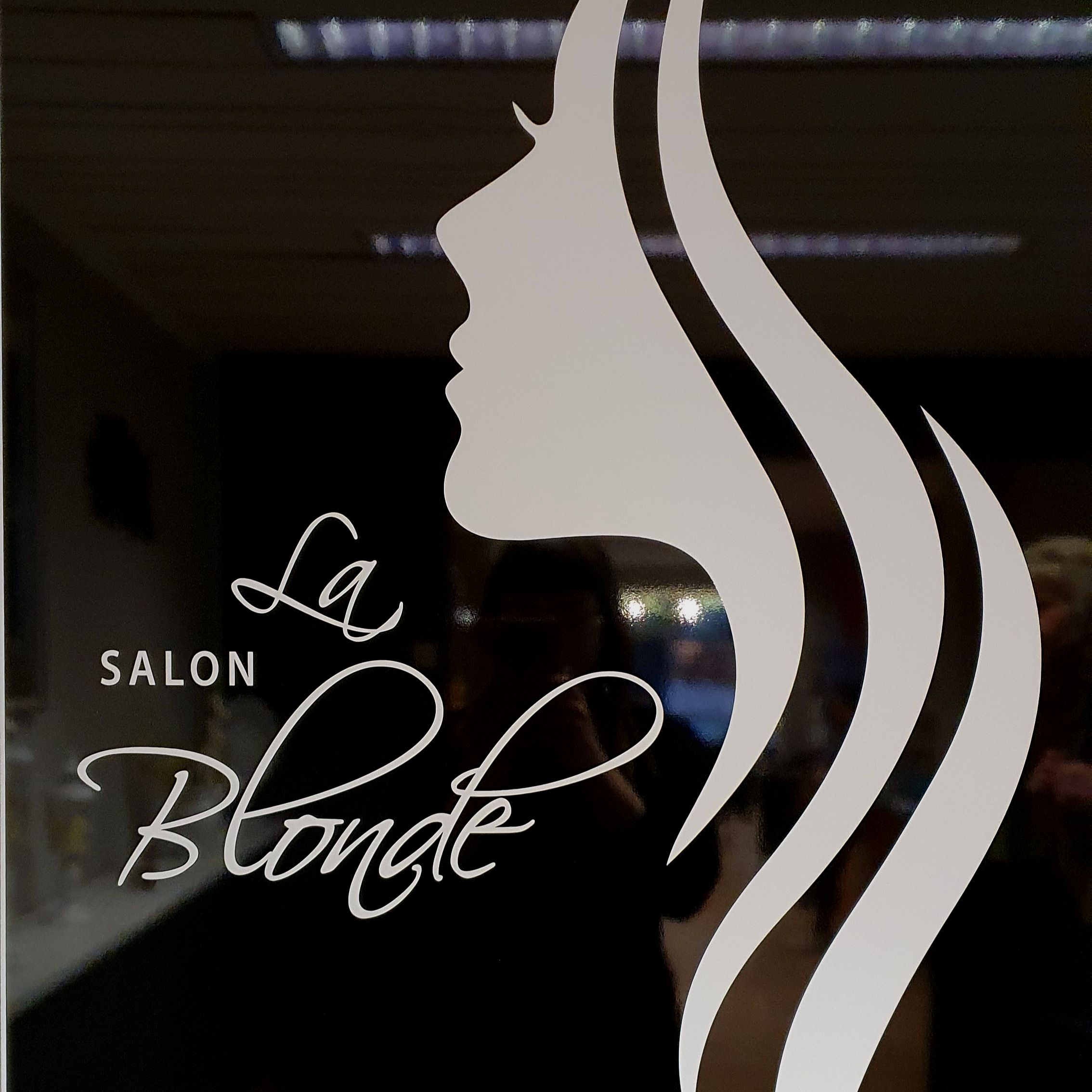 Salon LaBlonde