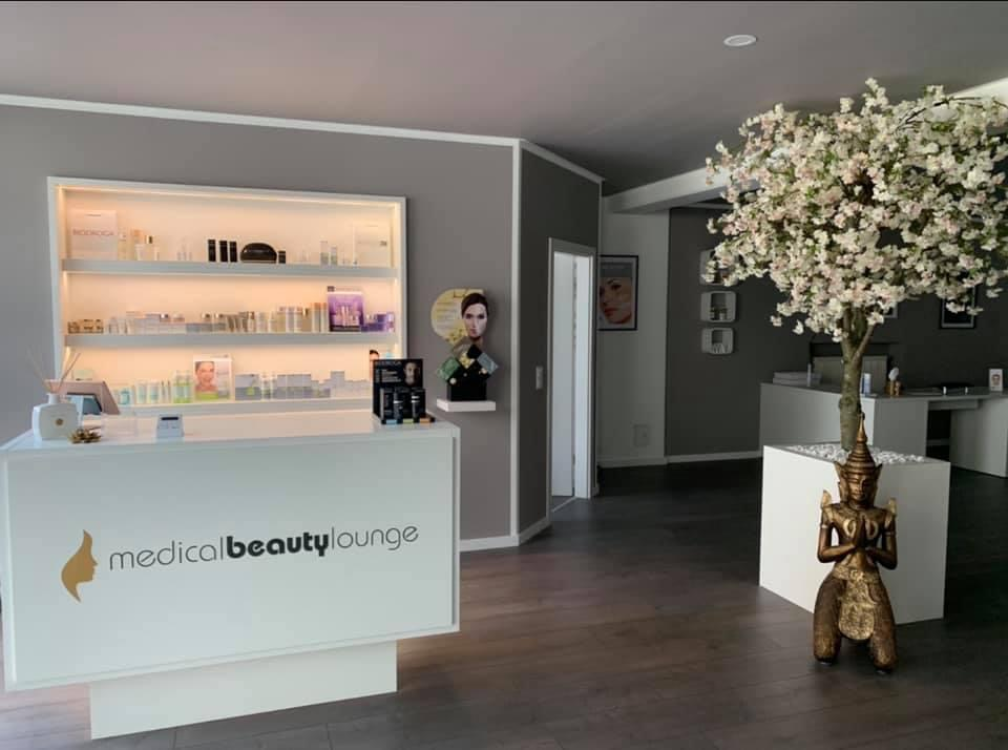 Medical Beauty Lounge Sandra Rosenthal title image