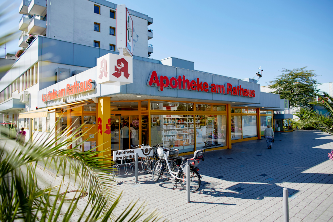 Apotheke am Rathaus title image