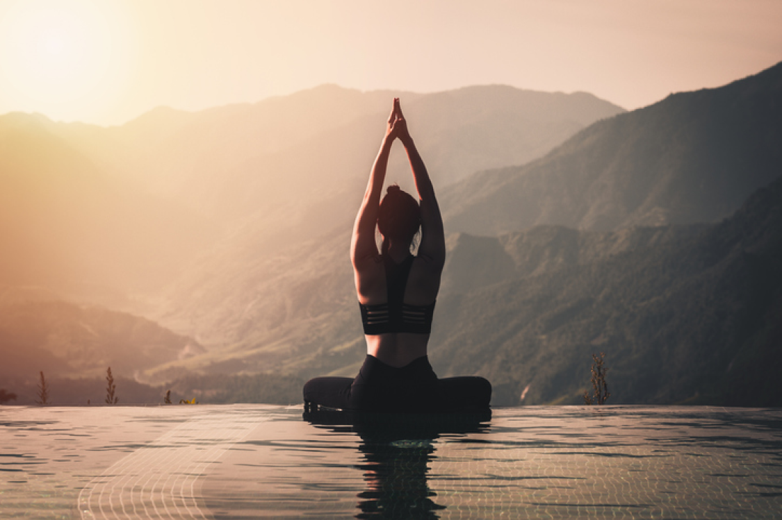 Happy mit Yoga title image