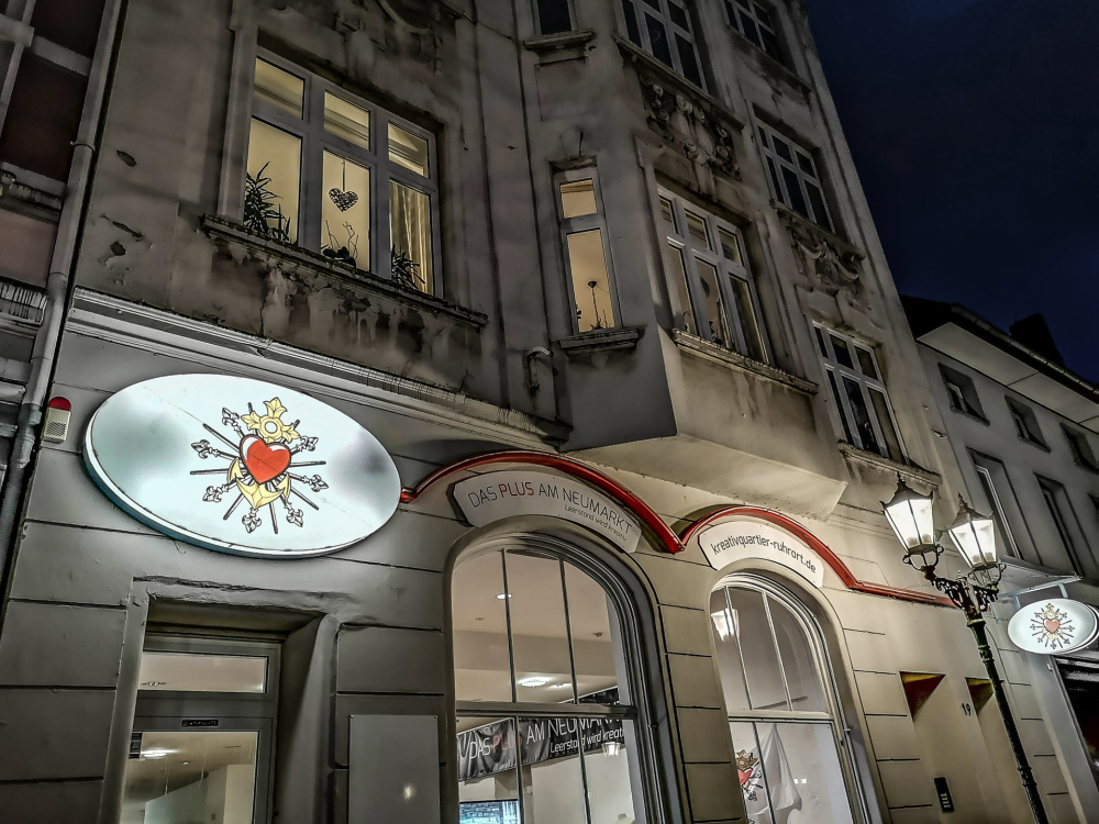 Das PLUS am Neumarkt title image