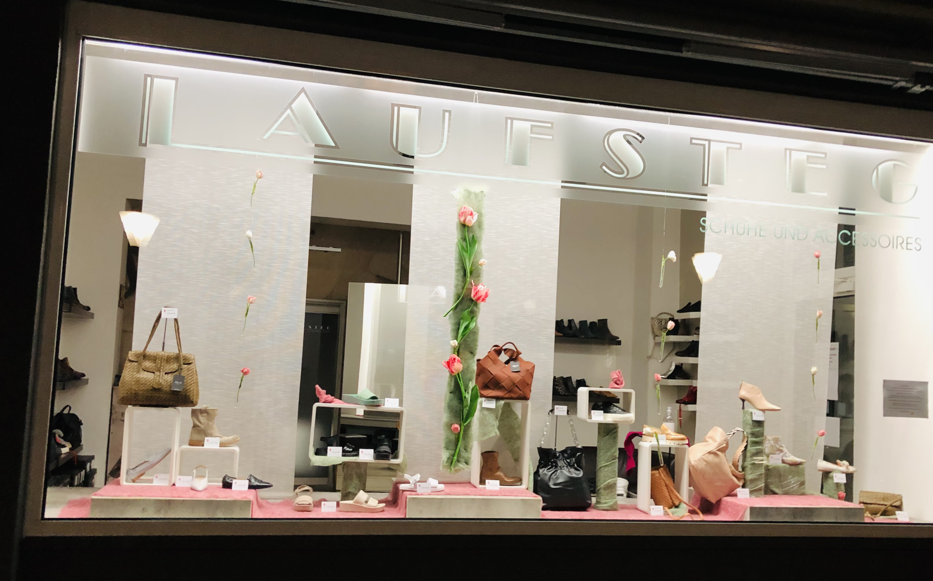 Laufsteg Schuhe & Accessoires