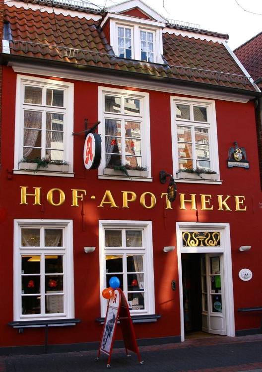 Fürstliche Hof-Apotheke title image