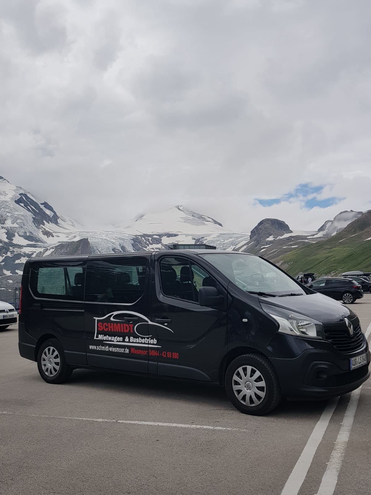 Schmidt, Mietwagen & Busbetrieb