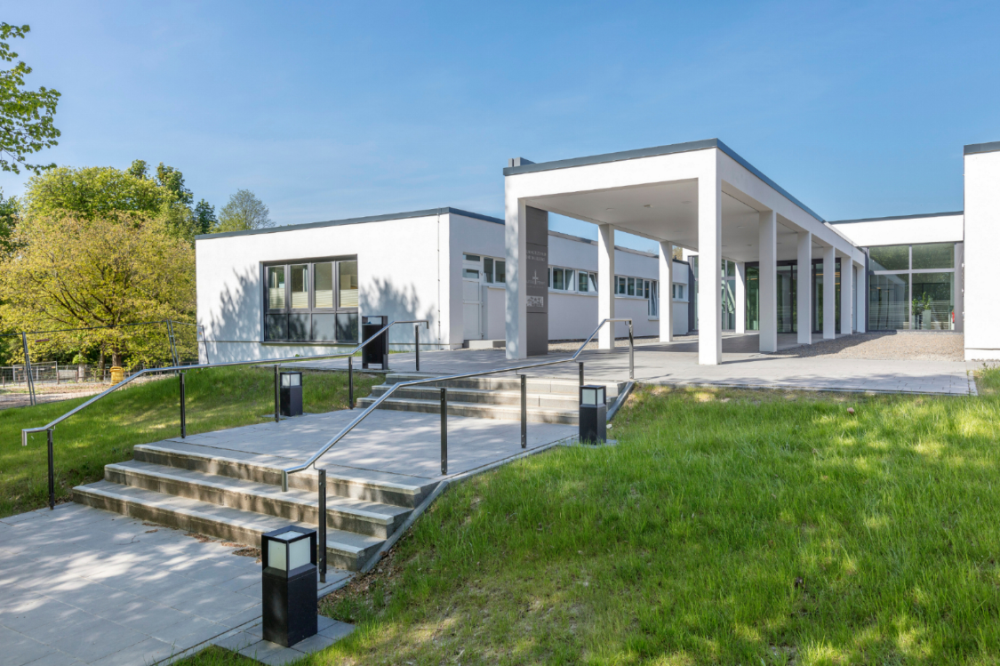 Gesundheitszentrum KÖNIGIN-LUISE-BAD title image