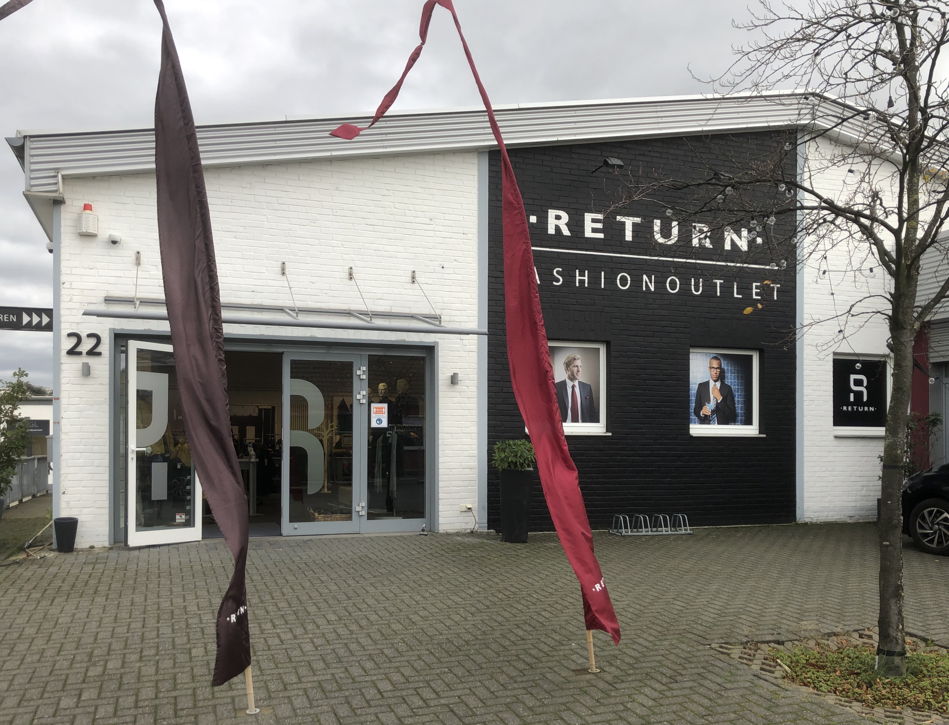 RETURN Fashion Outlet