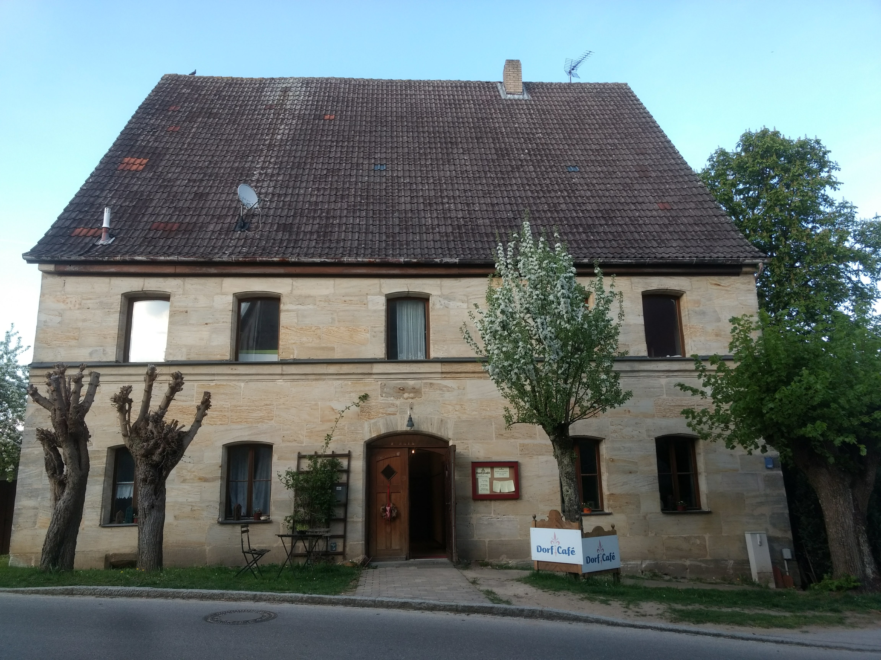 Dorfcafé Simonshofen