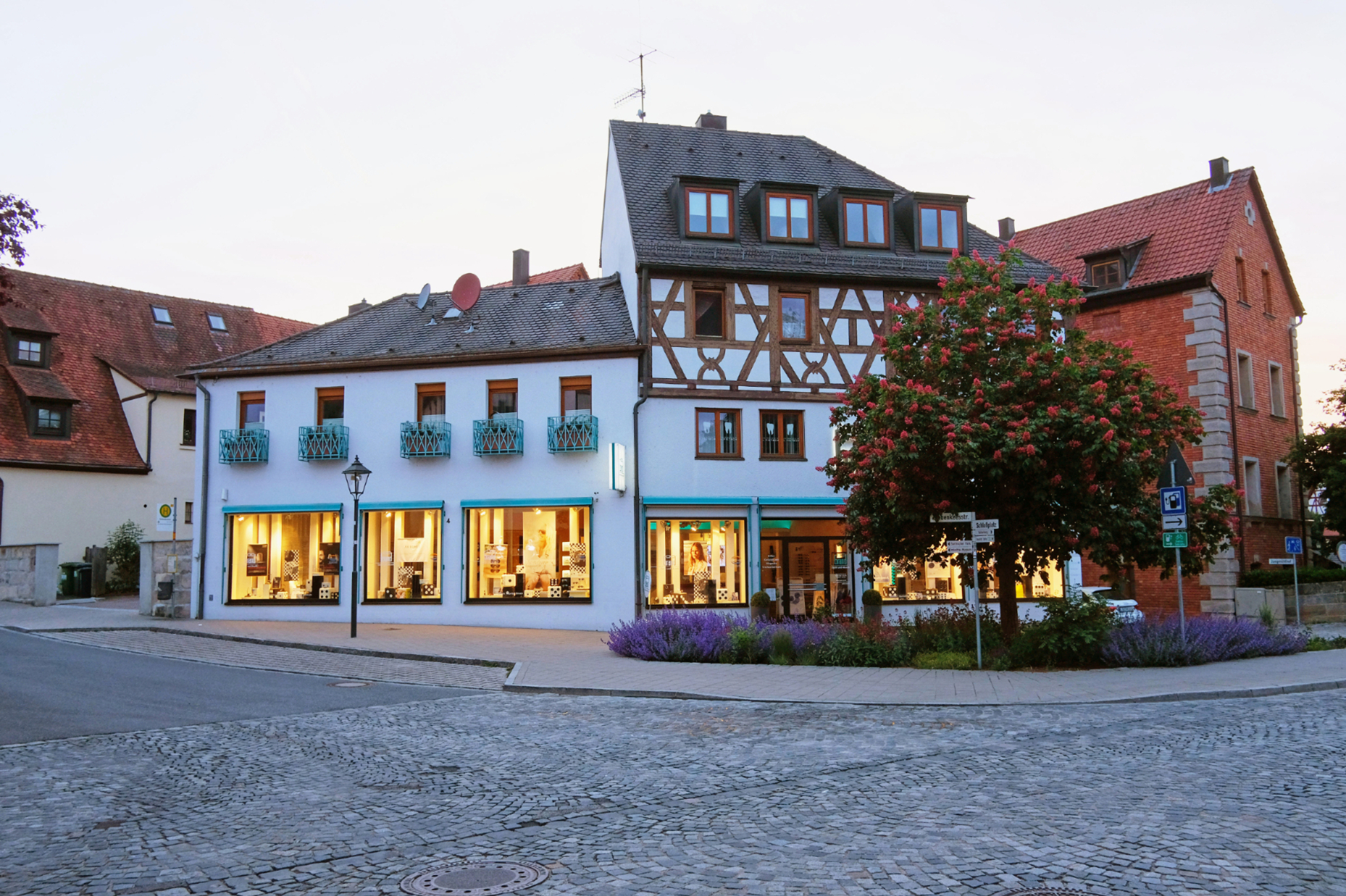 Grand Optik und Akustik