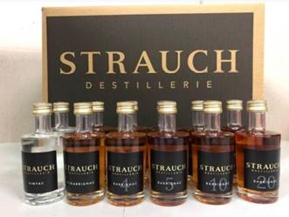 Strauch Weingut - Sektmanufaktur - Destillerie title image