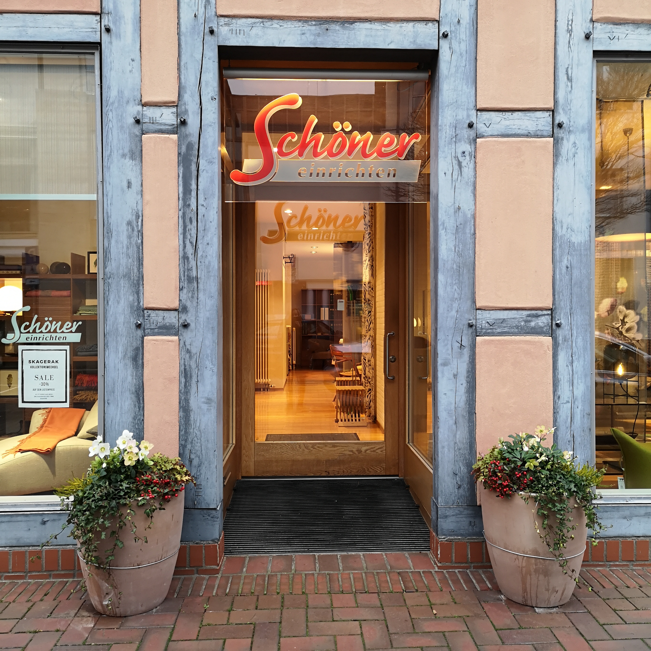 Schöner einrichten, Inhaber Georg Schöner