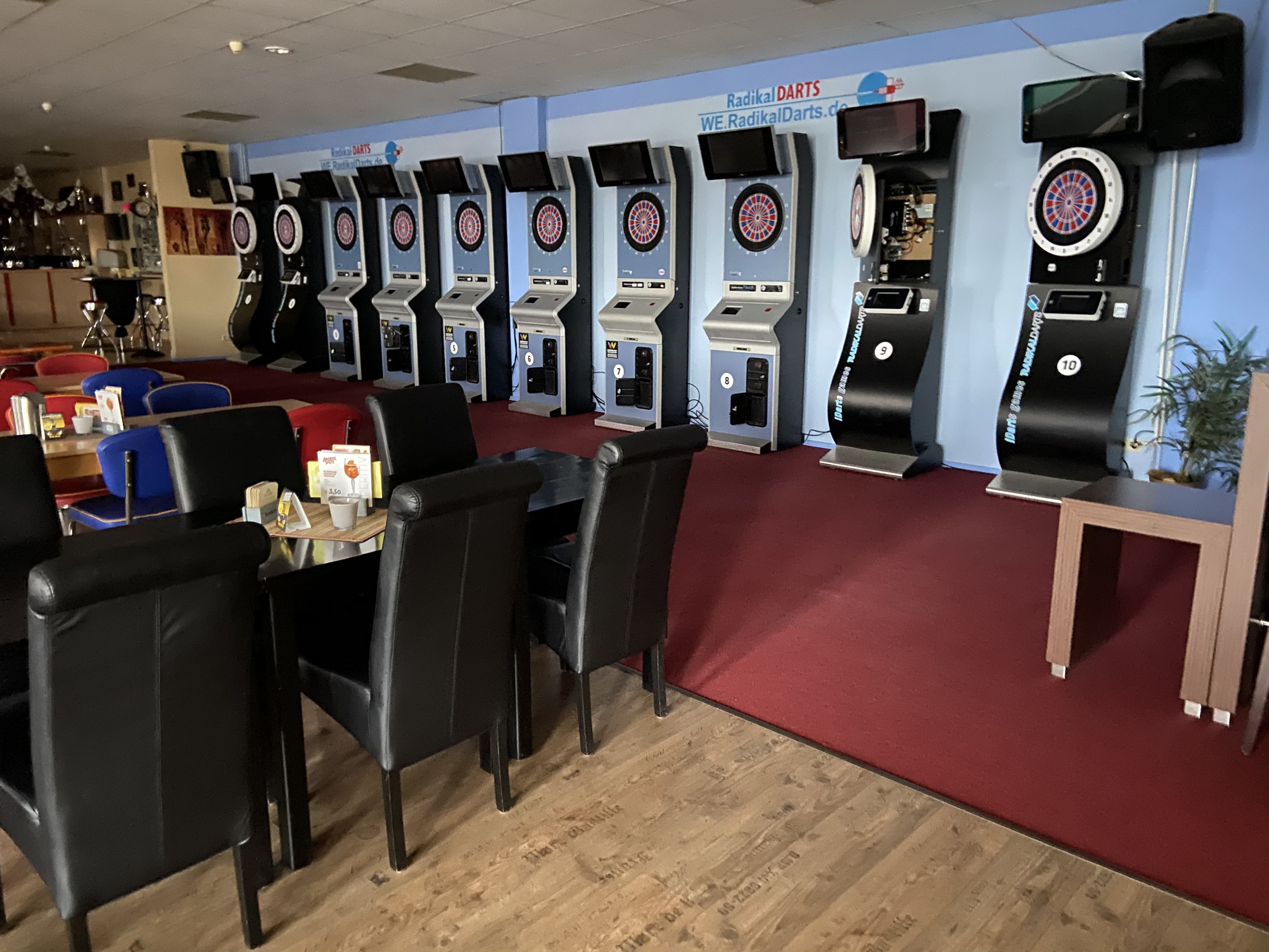 Manhattan Sports Bar