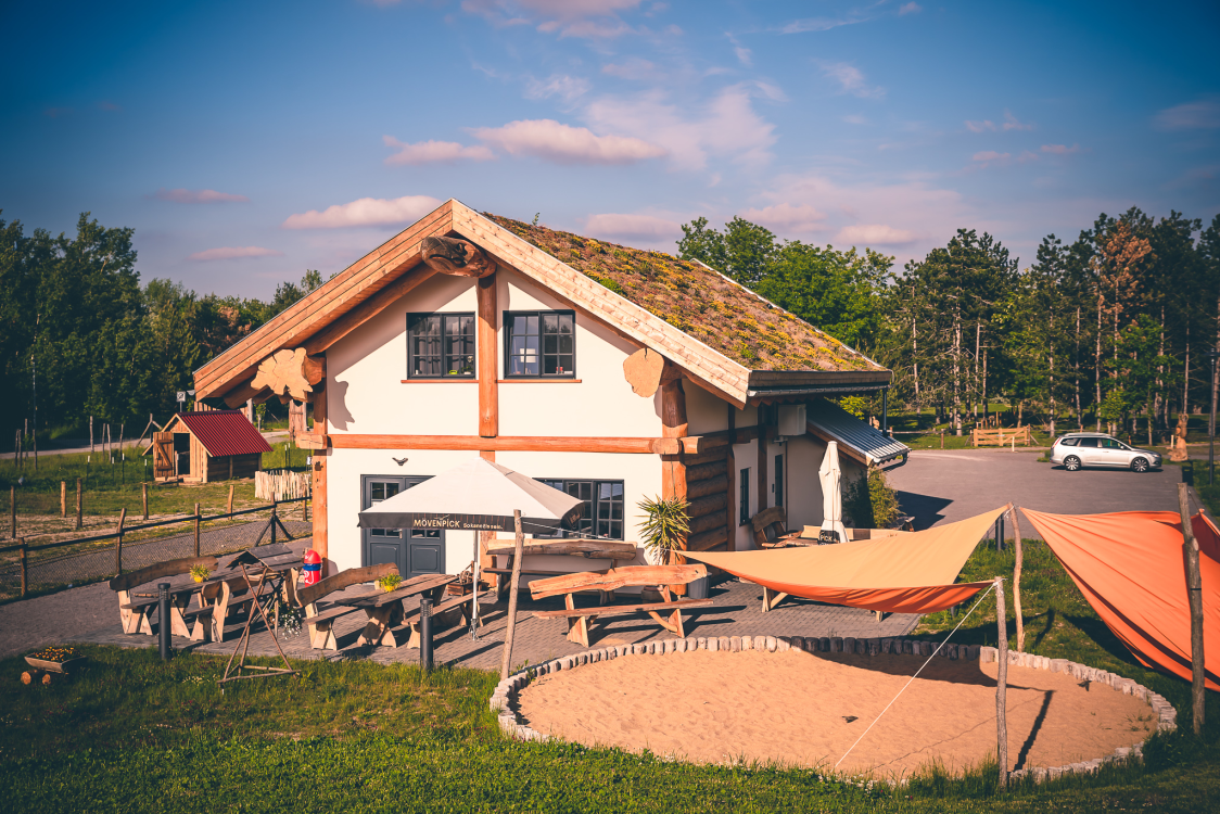 Gröberner Seekate title image