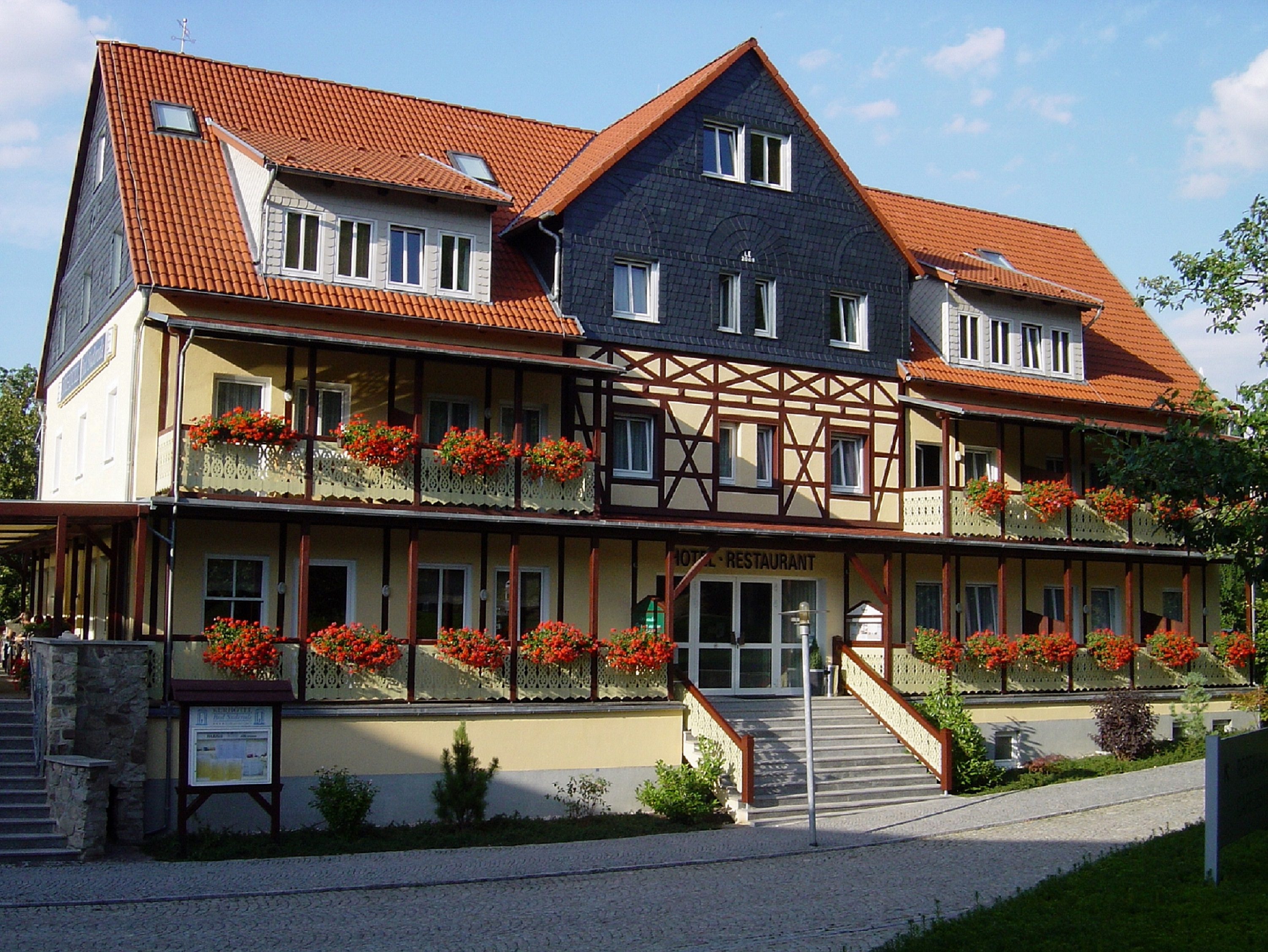 Kurhotel Bad Suderode KLG*KNOTH Liegenschaften & Hotel GmbH